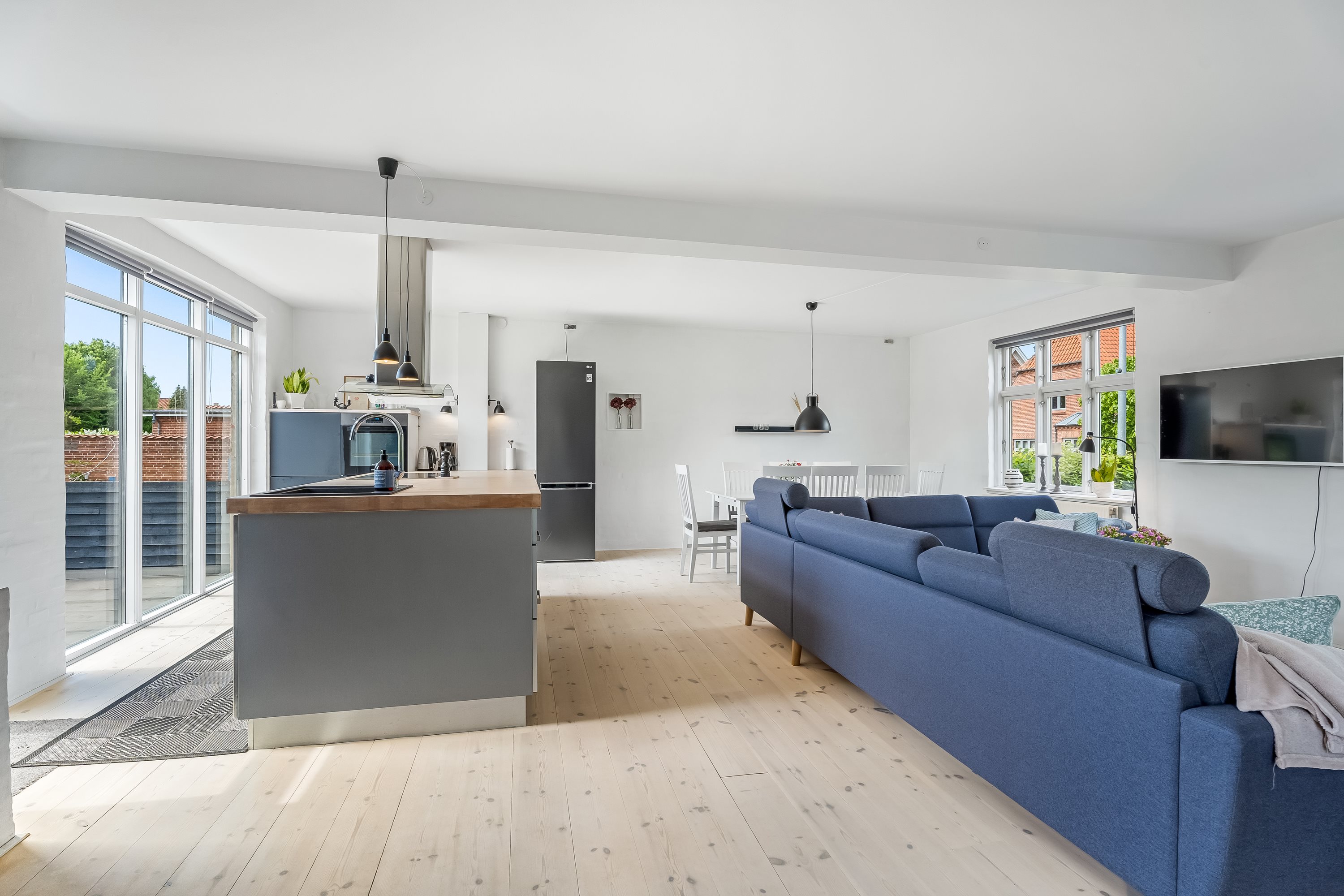 Fremhævet køkken billede i fuldskærmstilstand. Billede af Skovsgårdsvej 25, 4900 Nakskov