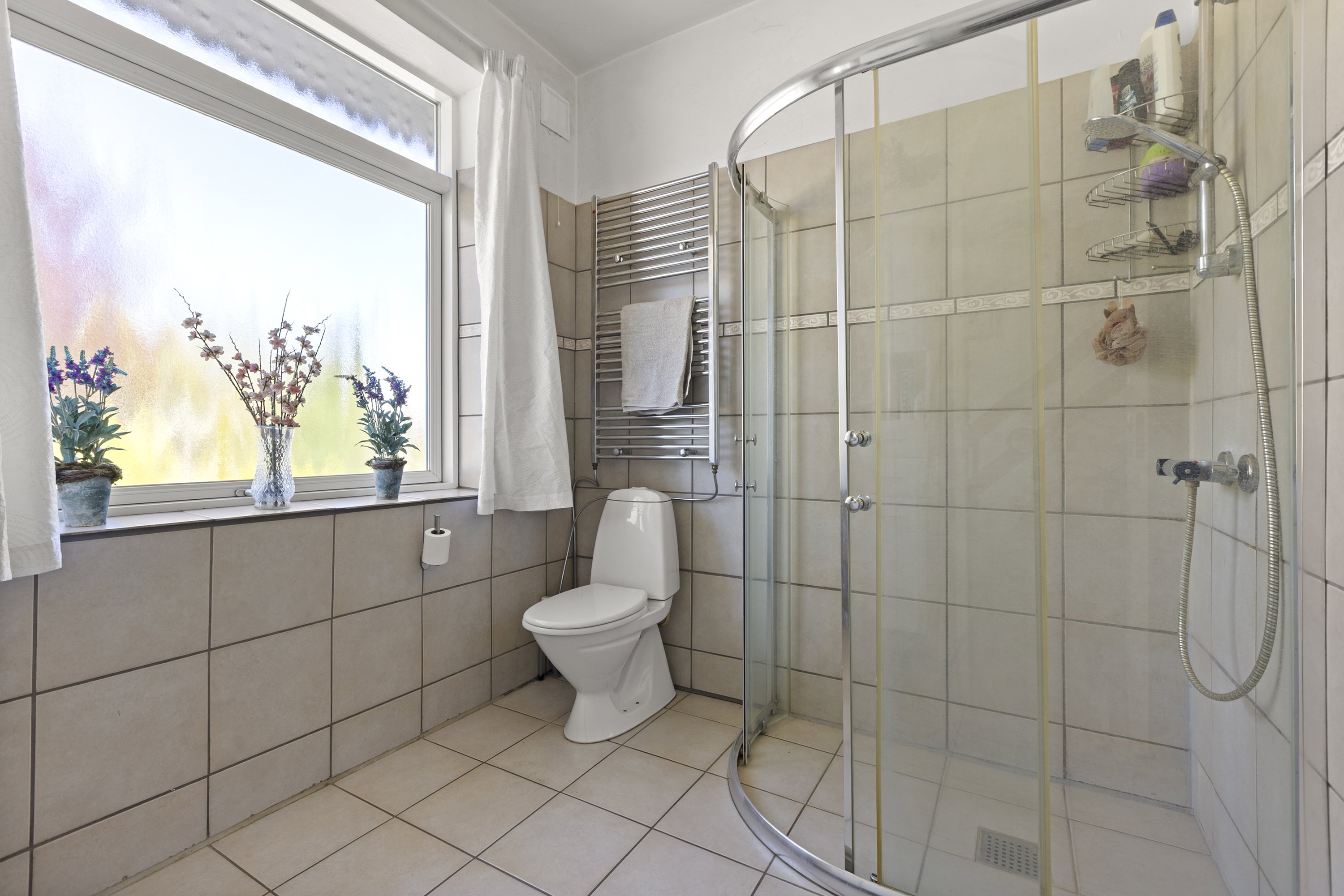 Fremhævet badeværelse billede i fuldskærmstilstand. Billede af Sønderødvej 4, Sønderød, 4291 Ruds Vedby