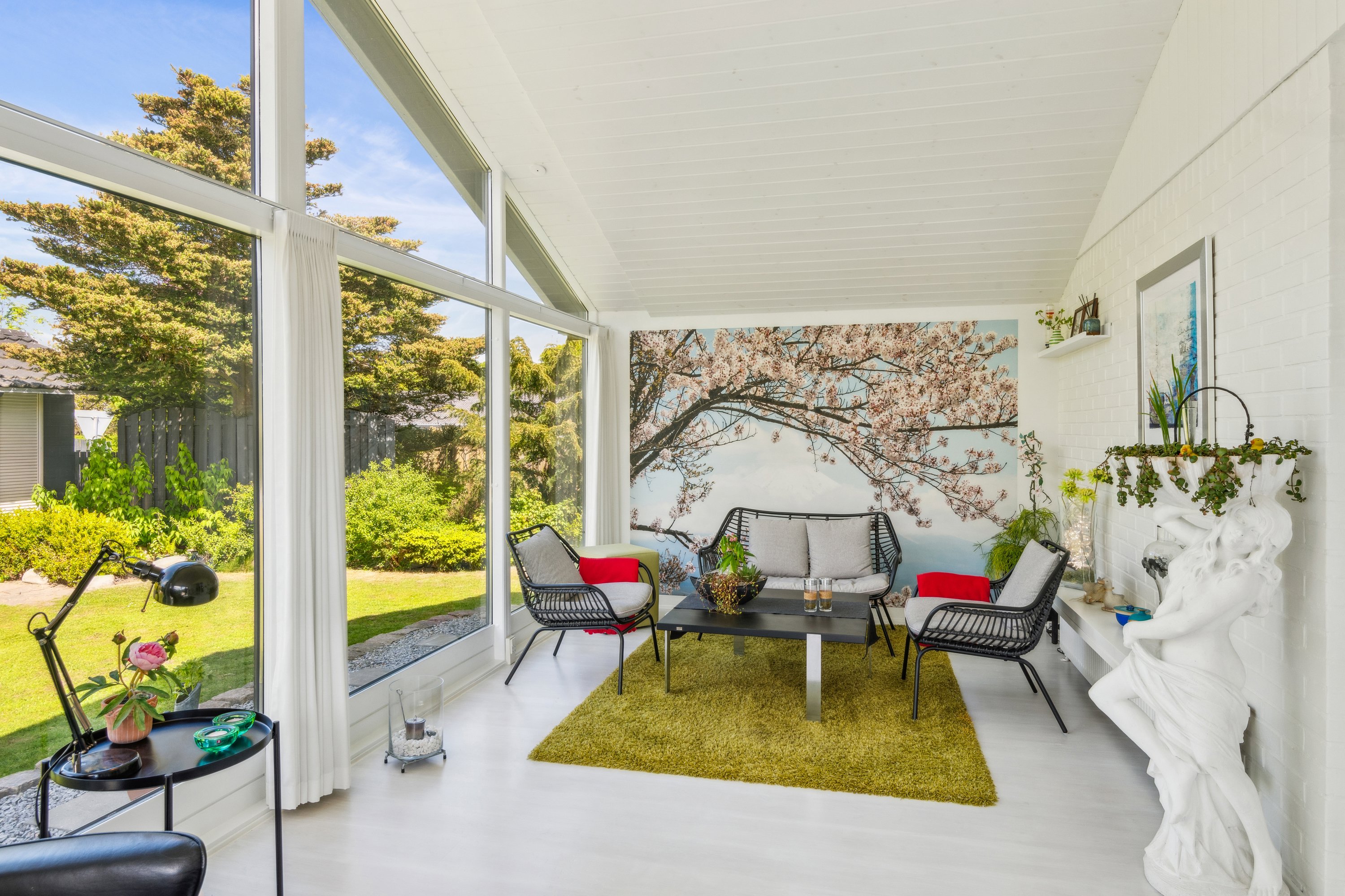 Fremhævet stue billede i fuldskærmstilstand. Billede af Blommevej 11, 9310 Vodskov