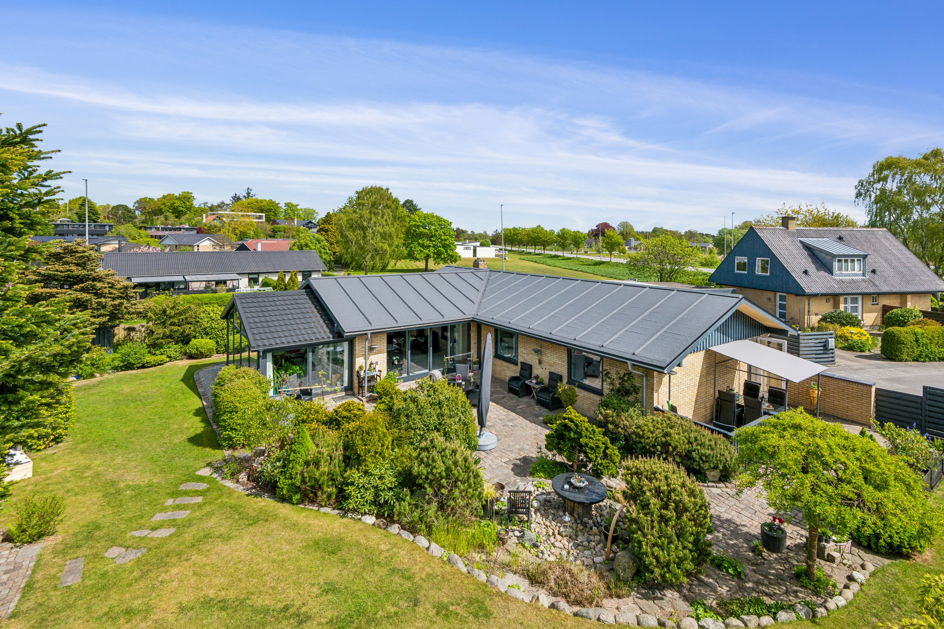 Villa: Ejendom 1 på Blommevej 11, 9310 Vodskov