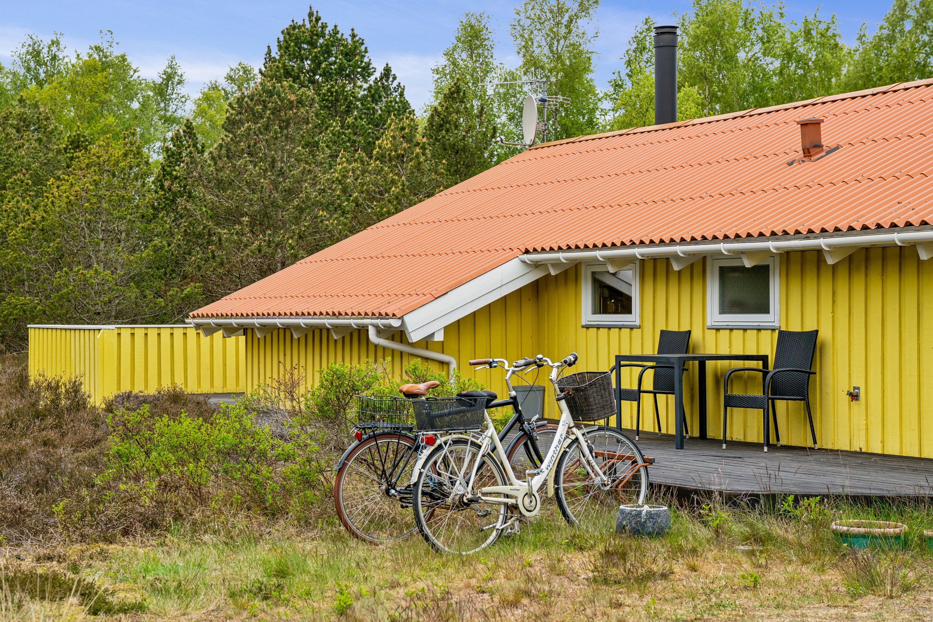 Fremhævet ejendom 1 billede i fuldskærmstilstand. Billede af Jenses Jolle 31, Nordmarken, 9940 Læsø