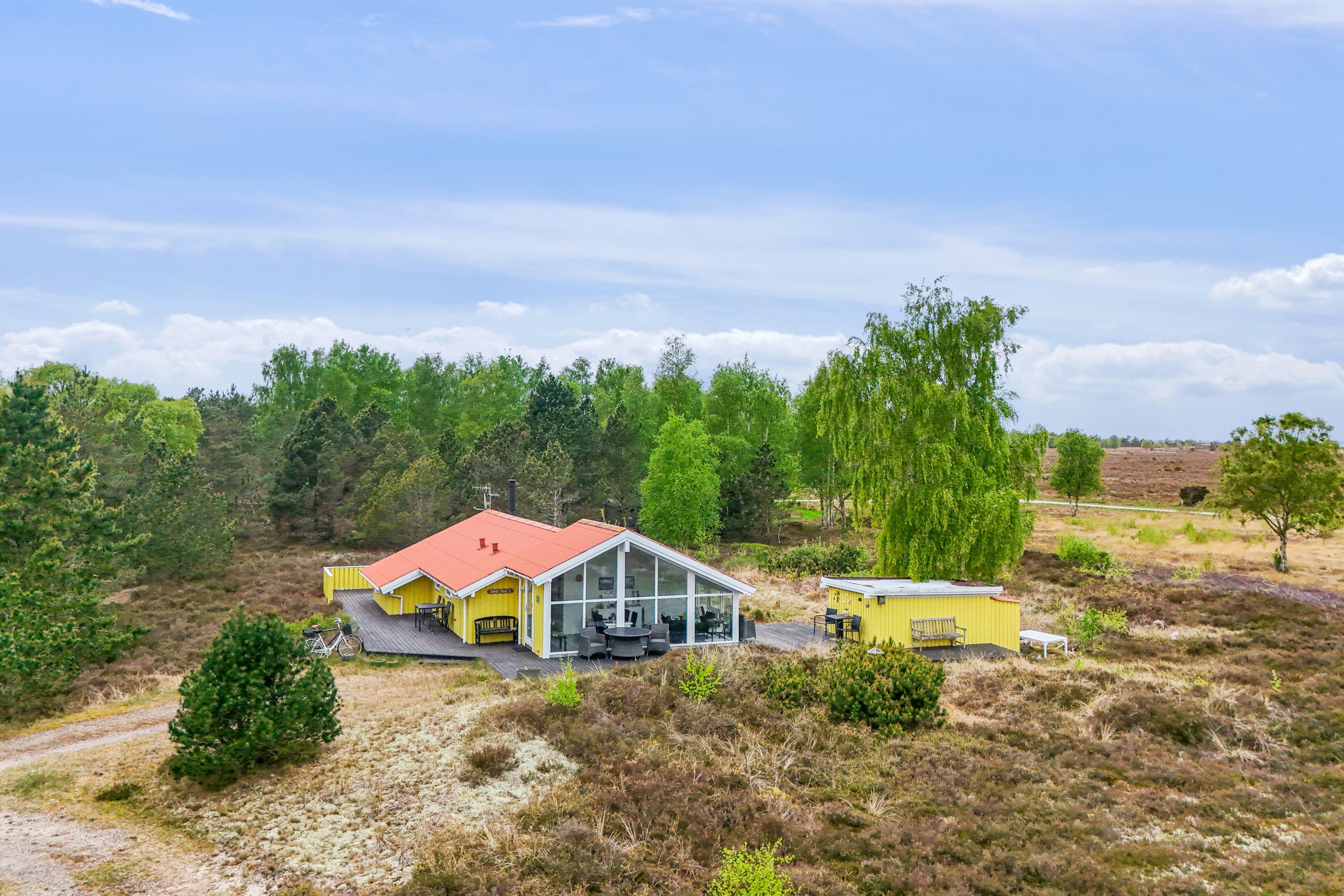 Fremhævet ejendom 1 billede i fuldskærmstilstand. Billede af Jenses Jolle 31, Nordmarken, 9940 Læsø