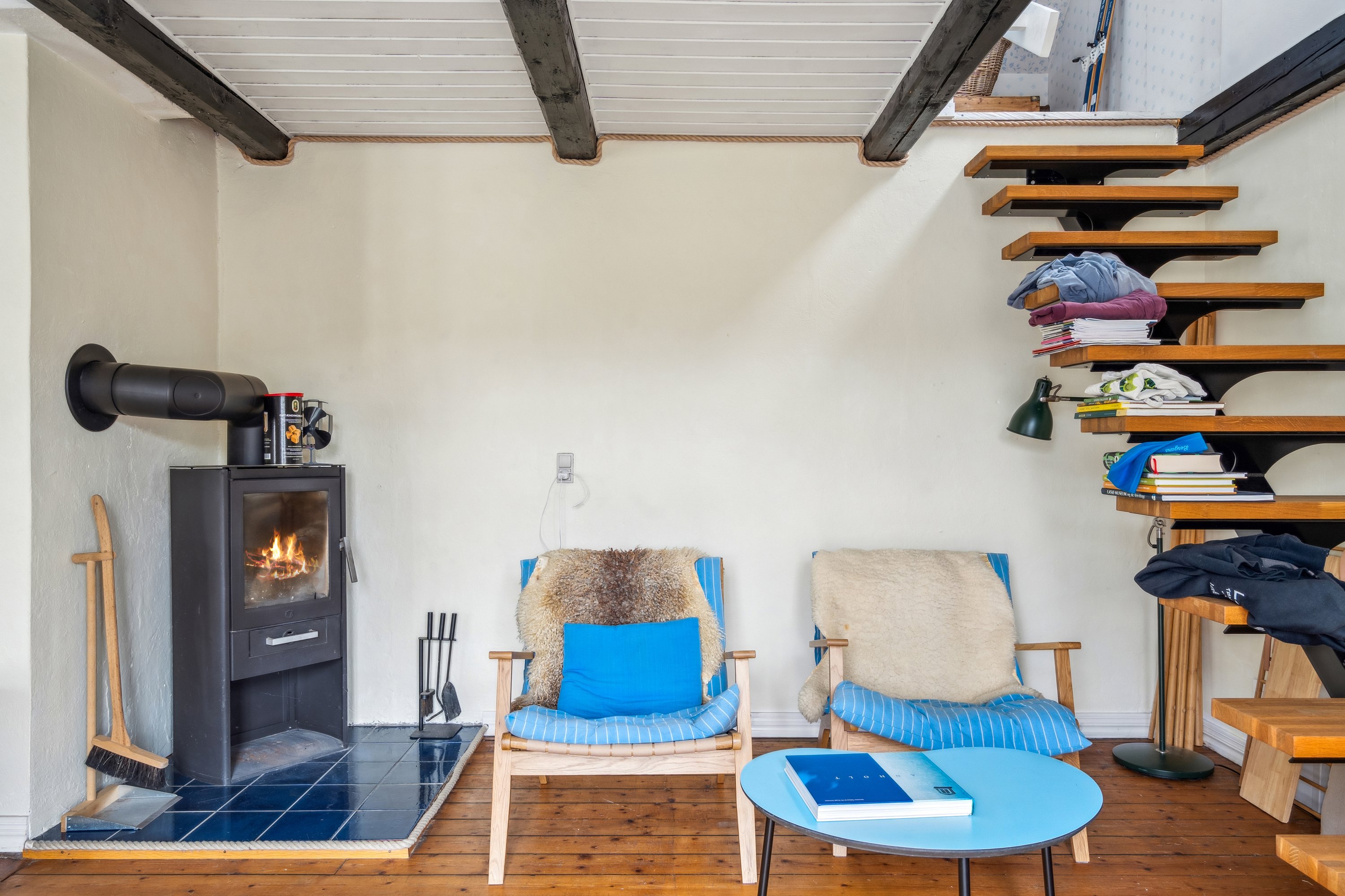 Fremhævet stue billede i fuldskærmstilstand. Billede af Svanevej 4, Østerby Havn, 9940 Læsø