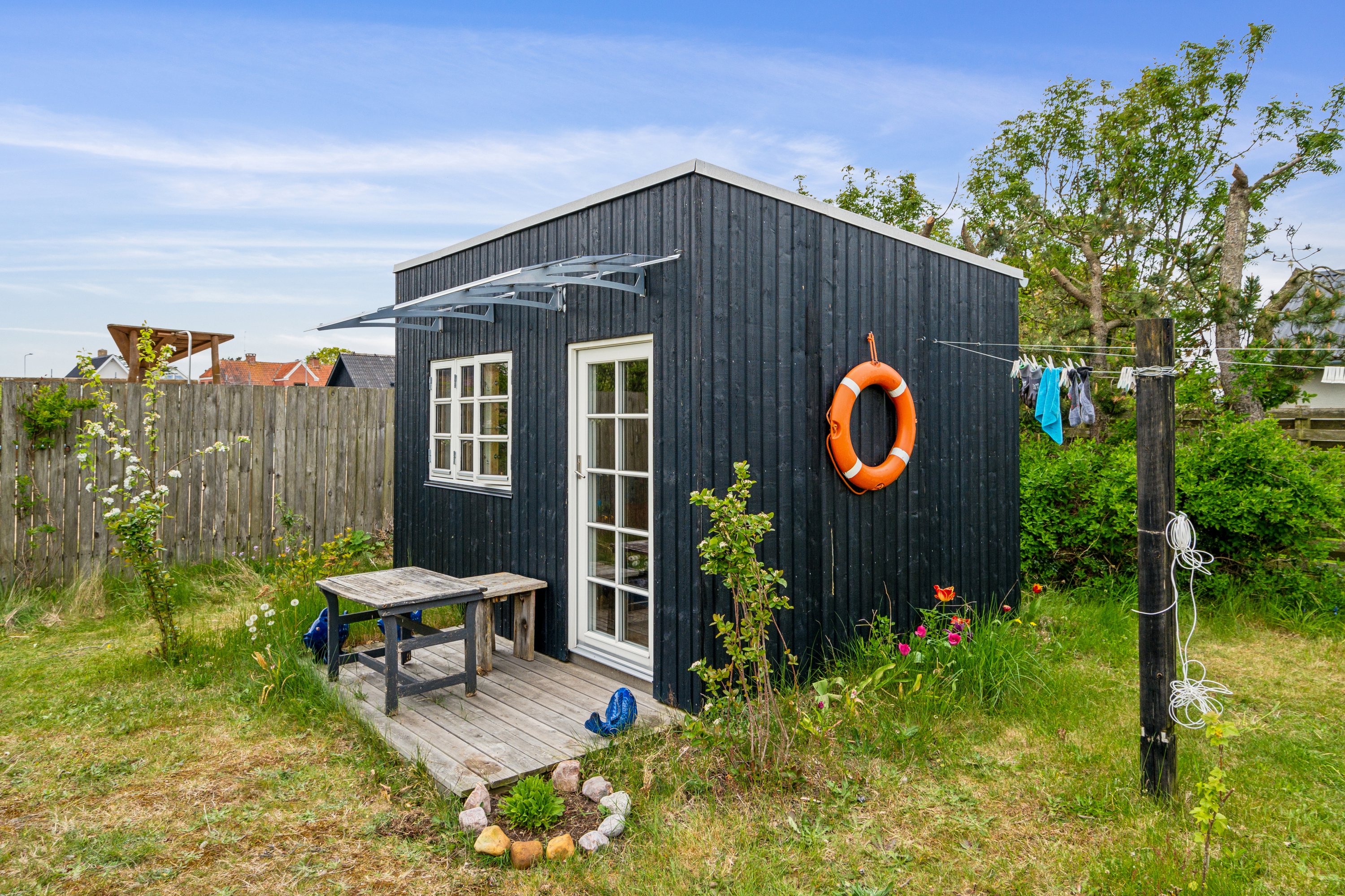 Fremhævet have billede i fuldskærmstilstand. Billede af Svanevej 4, Østerby Havn, 9940 Læsø