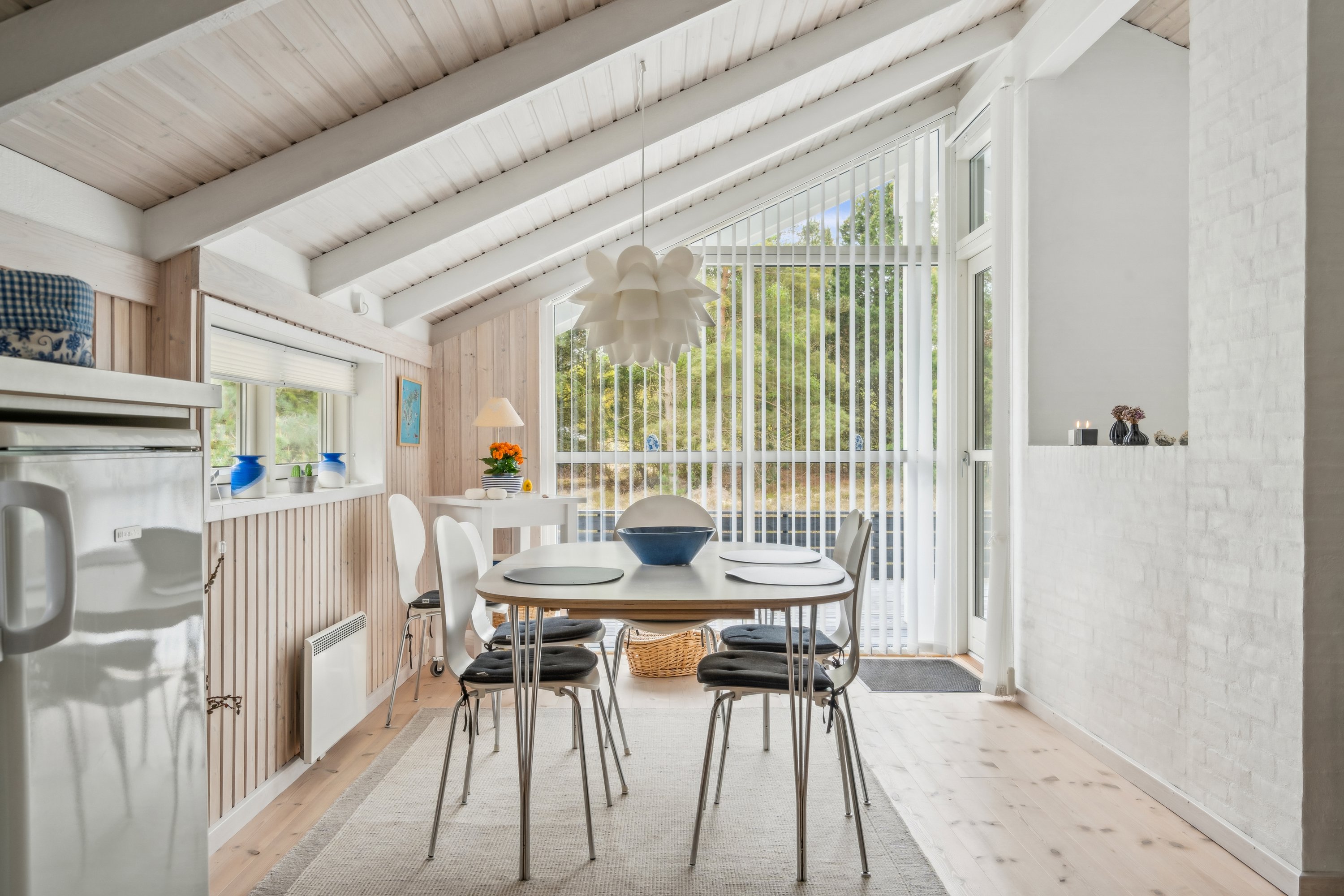 Fremhævet stue billede i fuldskærmstilstand. Billede af Sandskægvej 4, Vesterø, 9940 Læsø