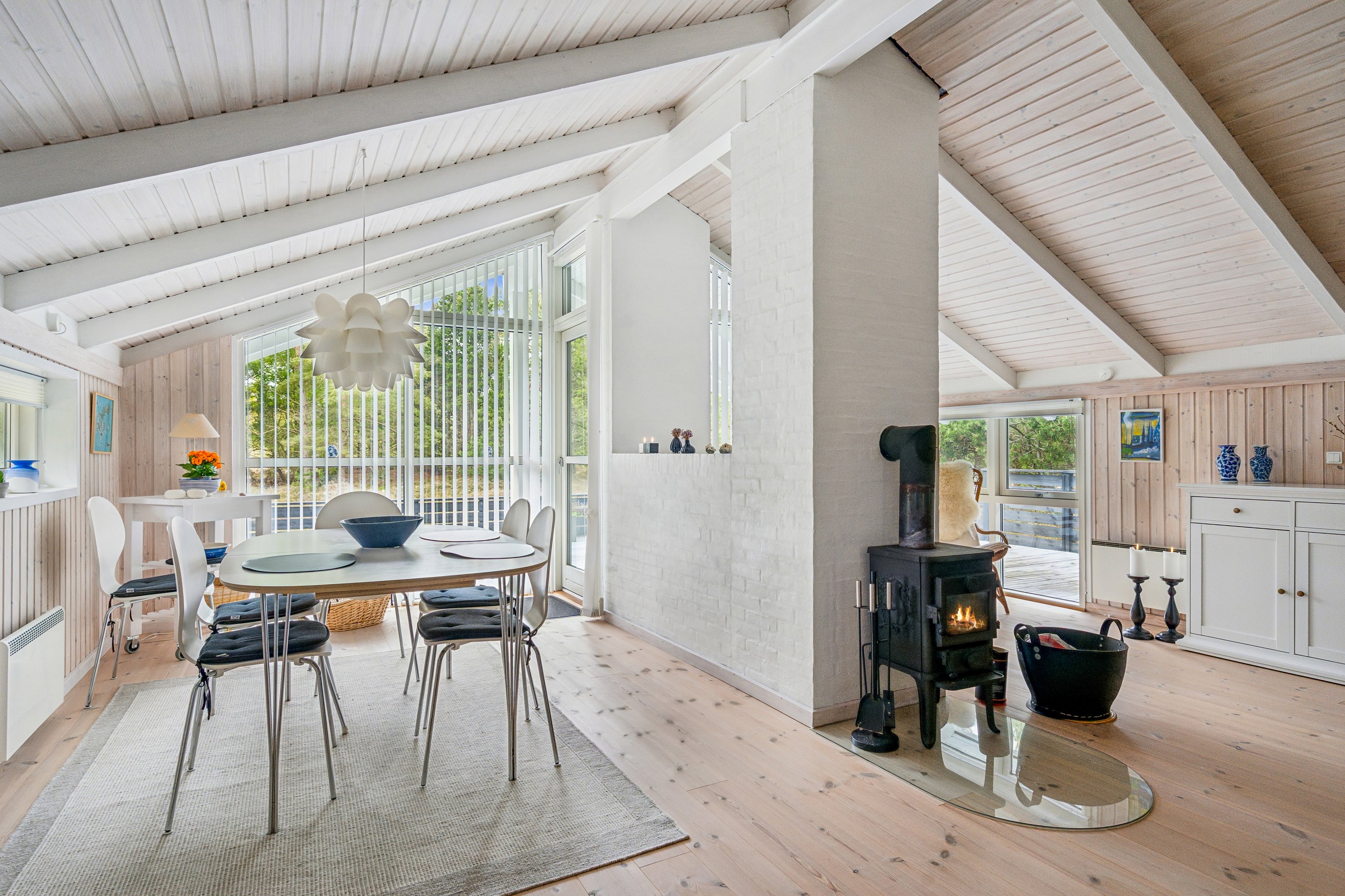 Fremhævet stue billede i fuldskærmstilstand. Billede af Sandskægvej 4, Vesterø, 9940 Læsø