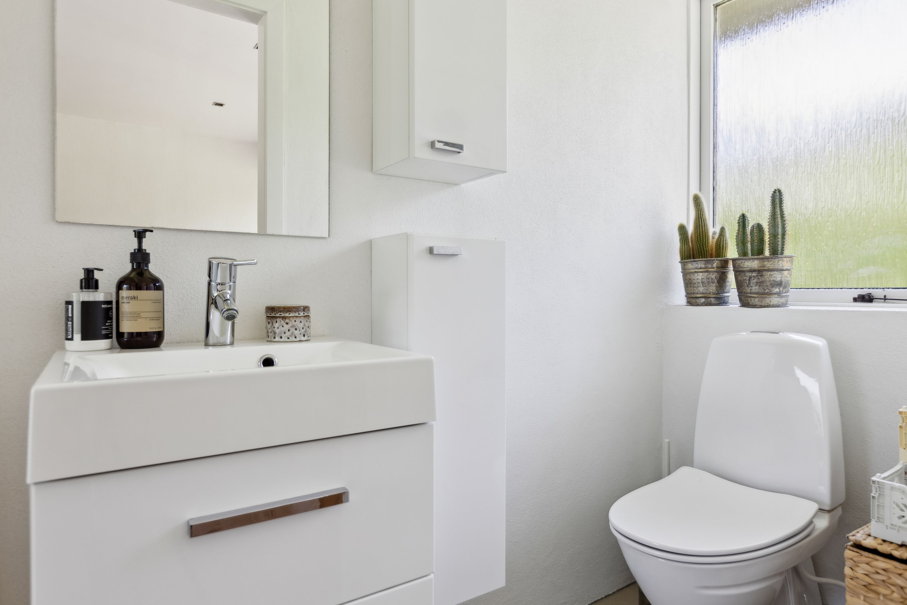 Fremhævet toilet billede i fuldskærmstilstand. Billede af Bredbjergvej 72, Bredbjerg, 5462 Morud