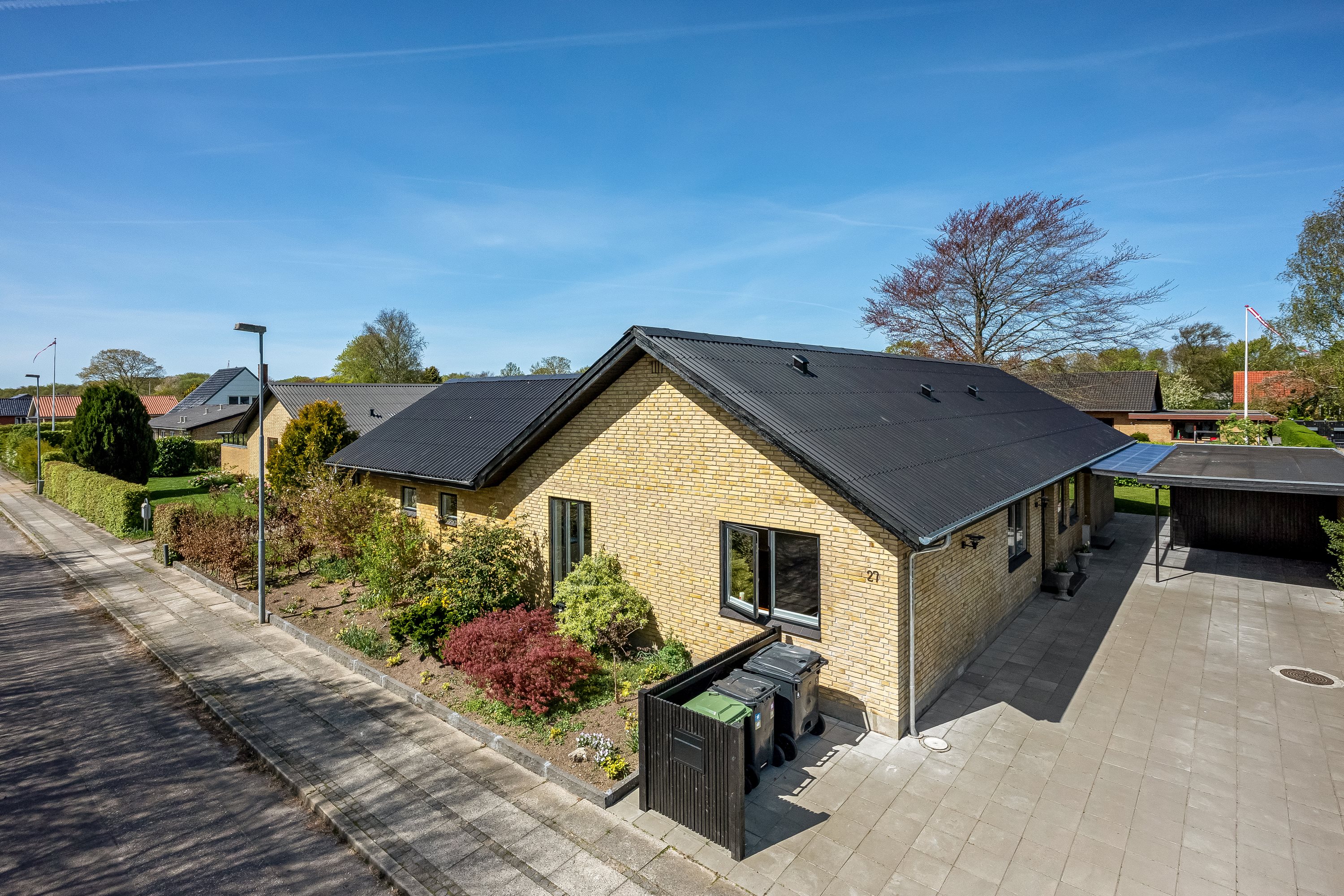 Fremhævet ejendommen billede i fuldskærmstilstand. Billede af Kløvermarken 27, 7500 Holstebro