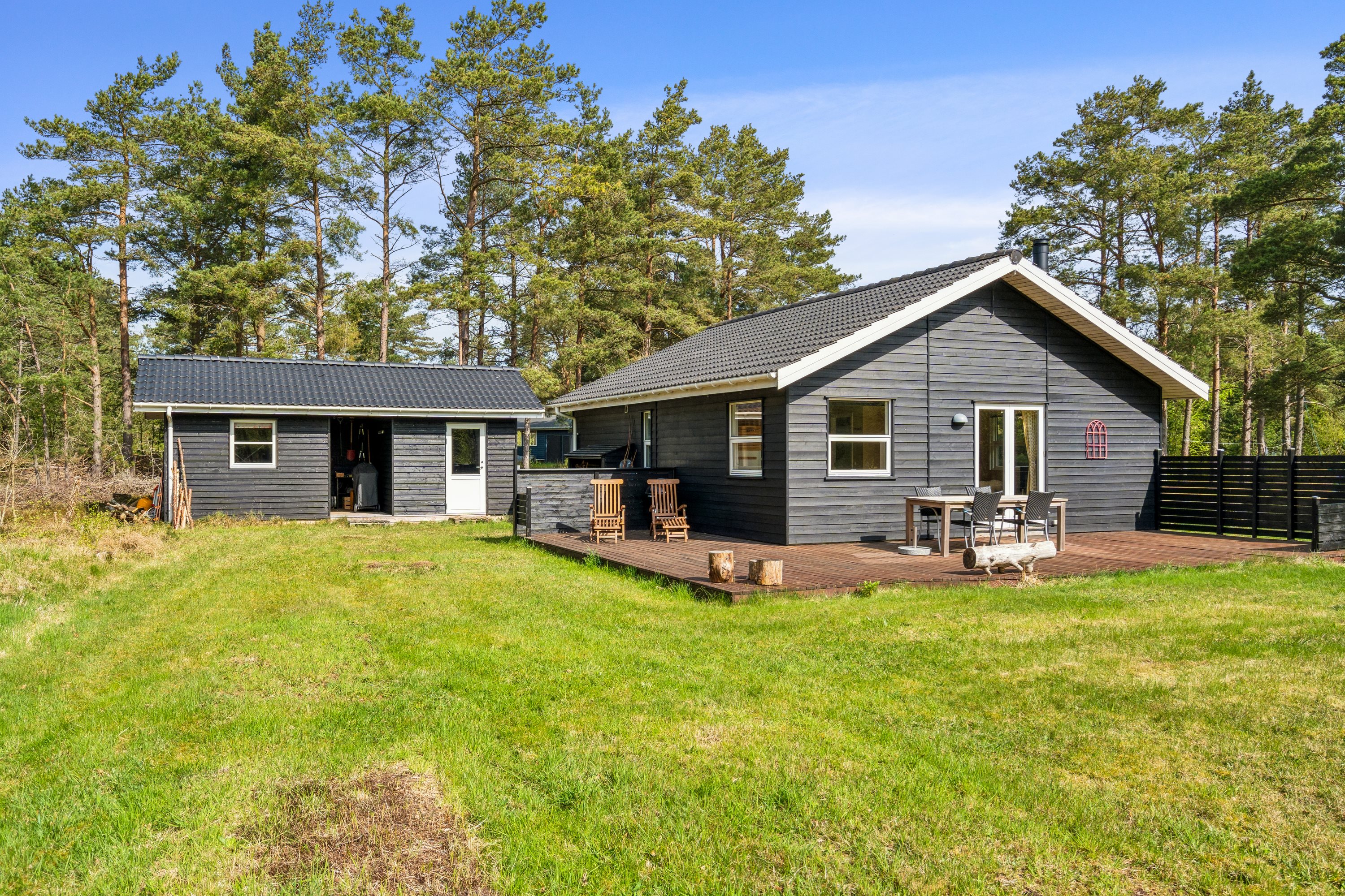 Miniaturebillede 1: ejendom 1. Billede af Irisvej 4, Østerby, 9940 Læsø