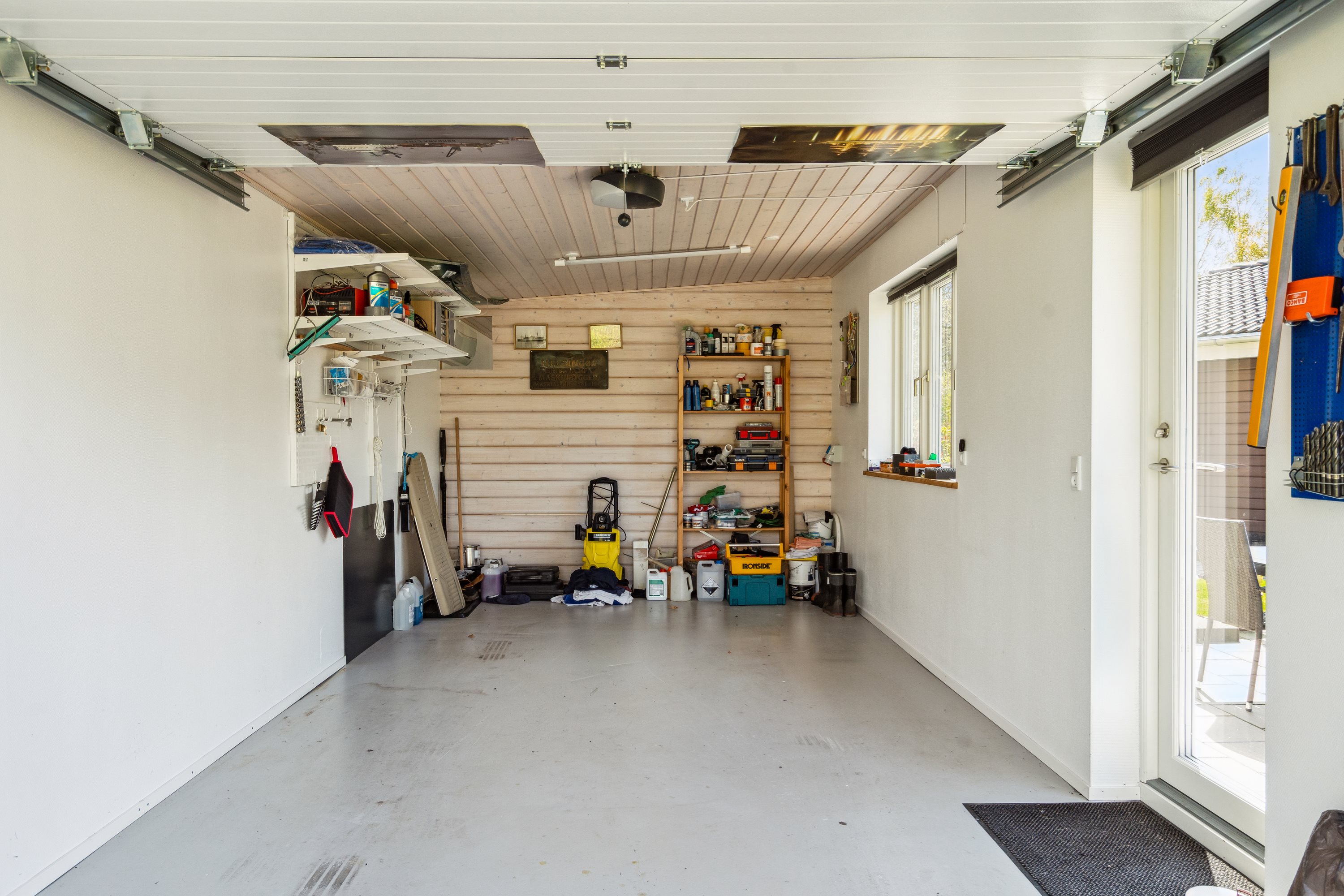 Fremhævet garage billede i fuldskærmstilstand. Billede af Bøgevej 1, Vesterø, 9940 Læsø