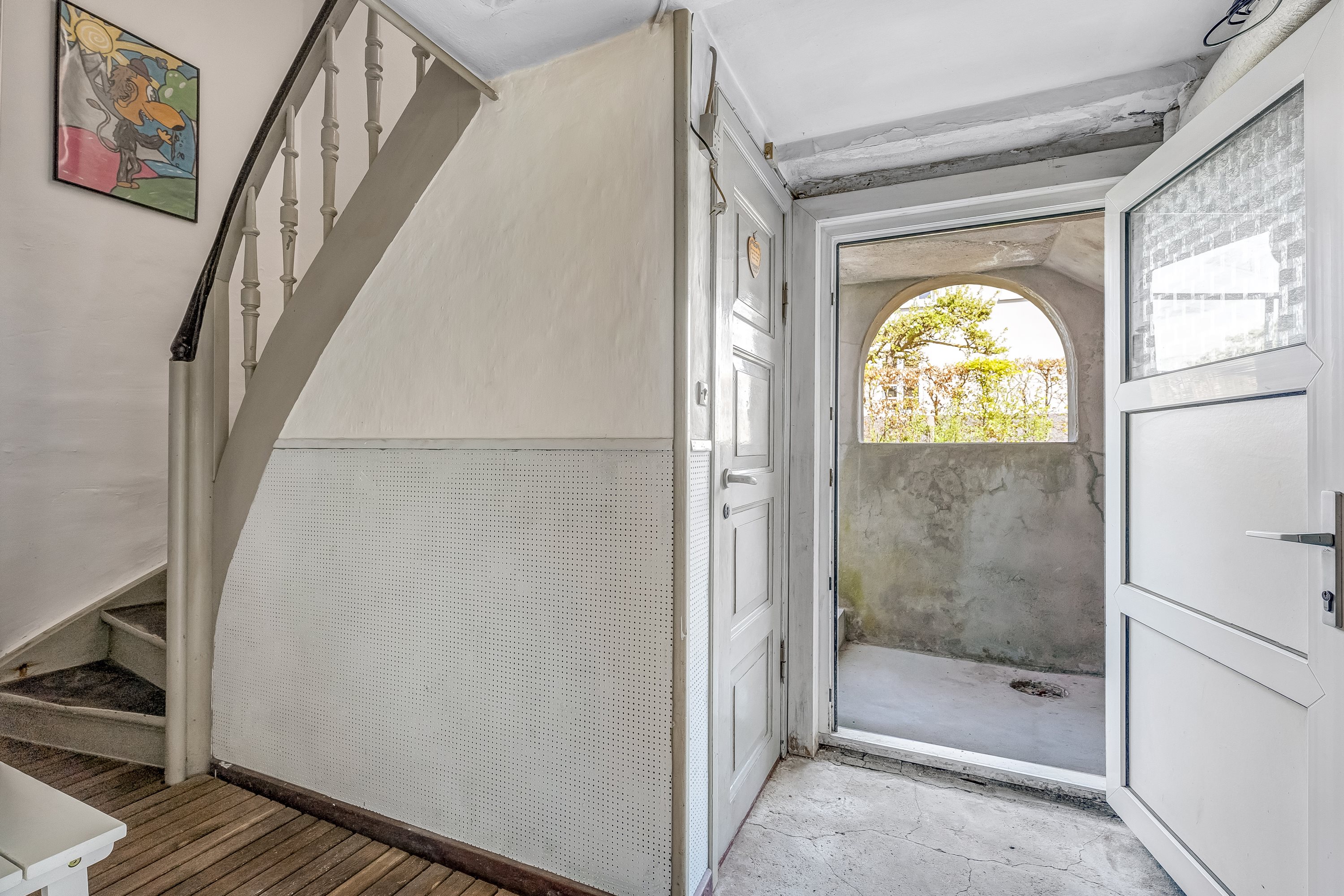 Fremhævet gang billede i fuldskærmstilstand. Billede af Østre Alle 71, 4800 Nykøbing F