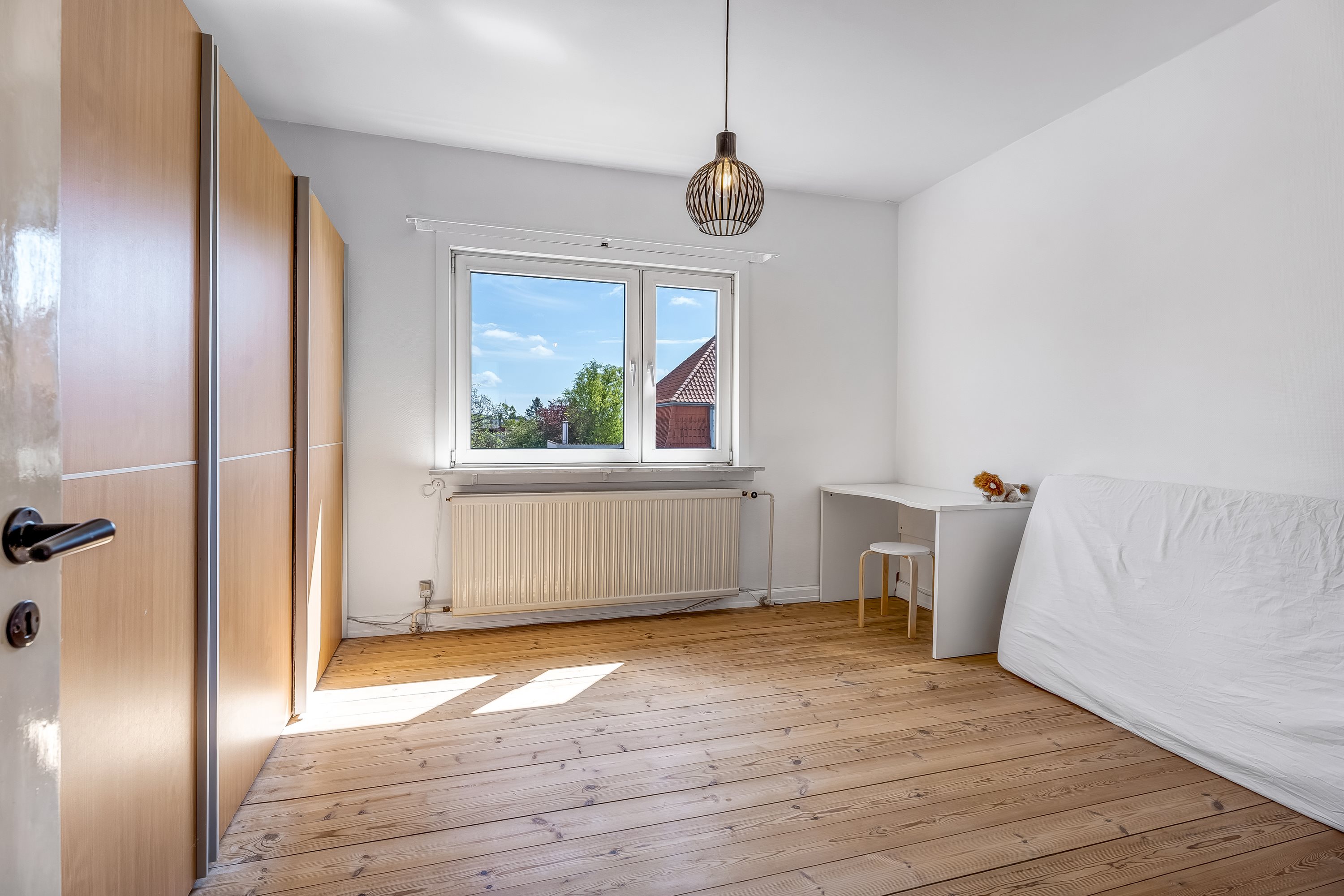 Fremhævet andet billede i fuldskærmstilstand. Billede af Østre Alle 71, 4800 Nykøbing F