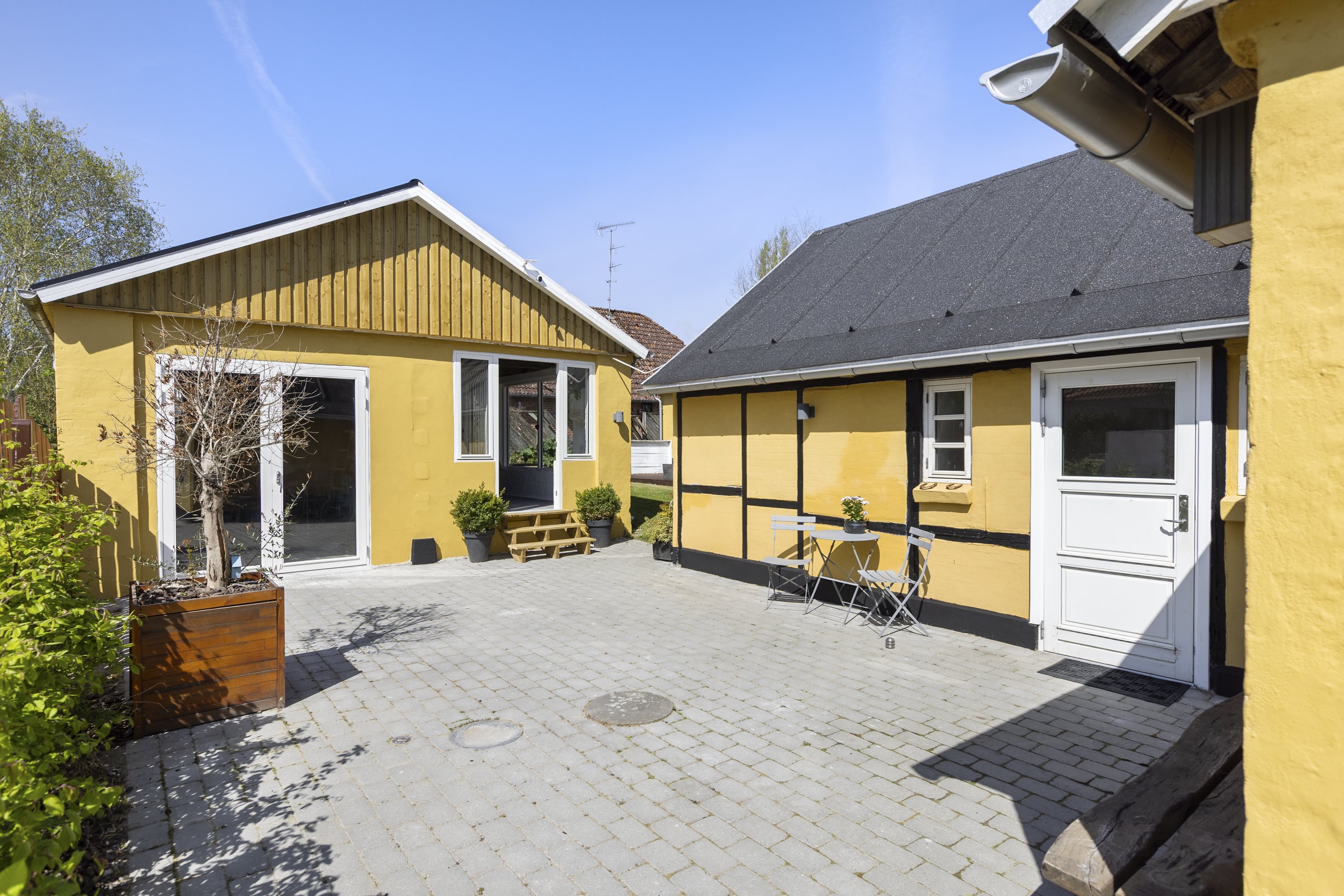 Fremhævet ejendommen billede i fuldskærmstilstand. Billede af Vestergade 12, Skuldelev, 4050 Skibby