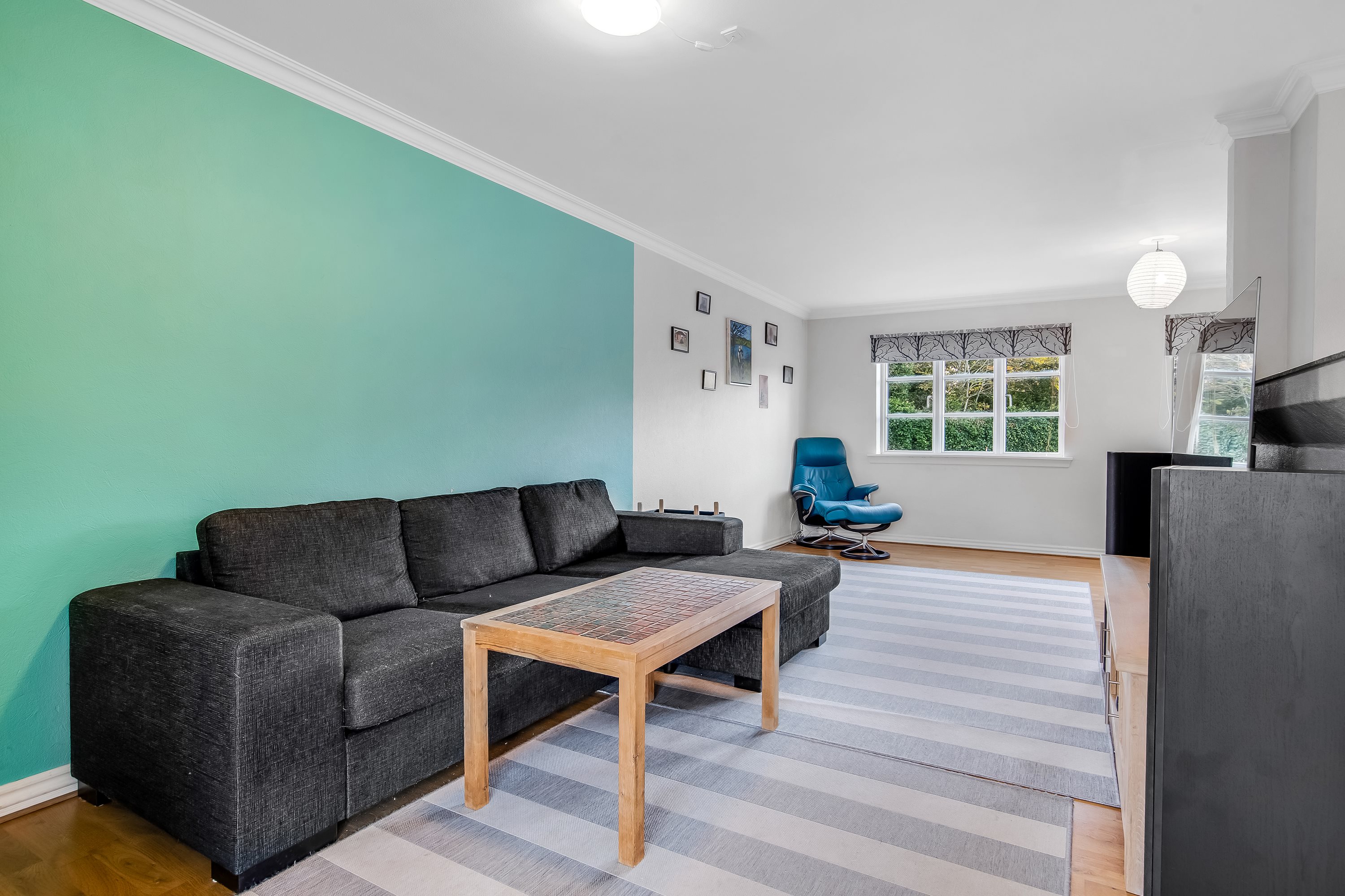 Fremhævet stue billede i fuldskærmstilstand. Billede af Lemvigvej 16, 7500 Holstebro