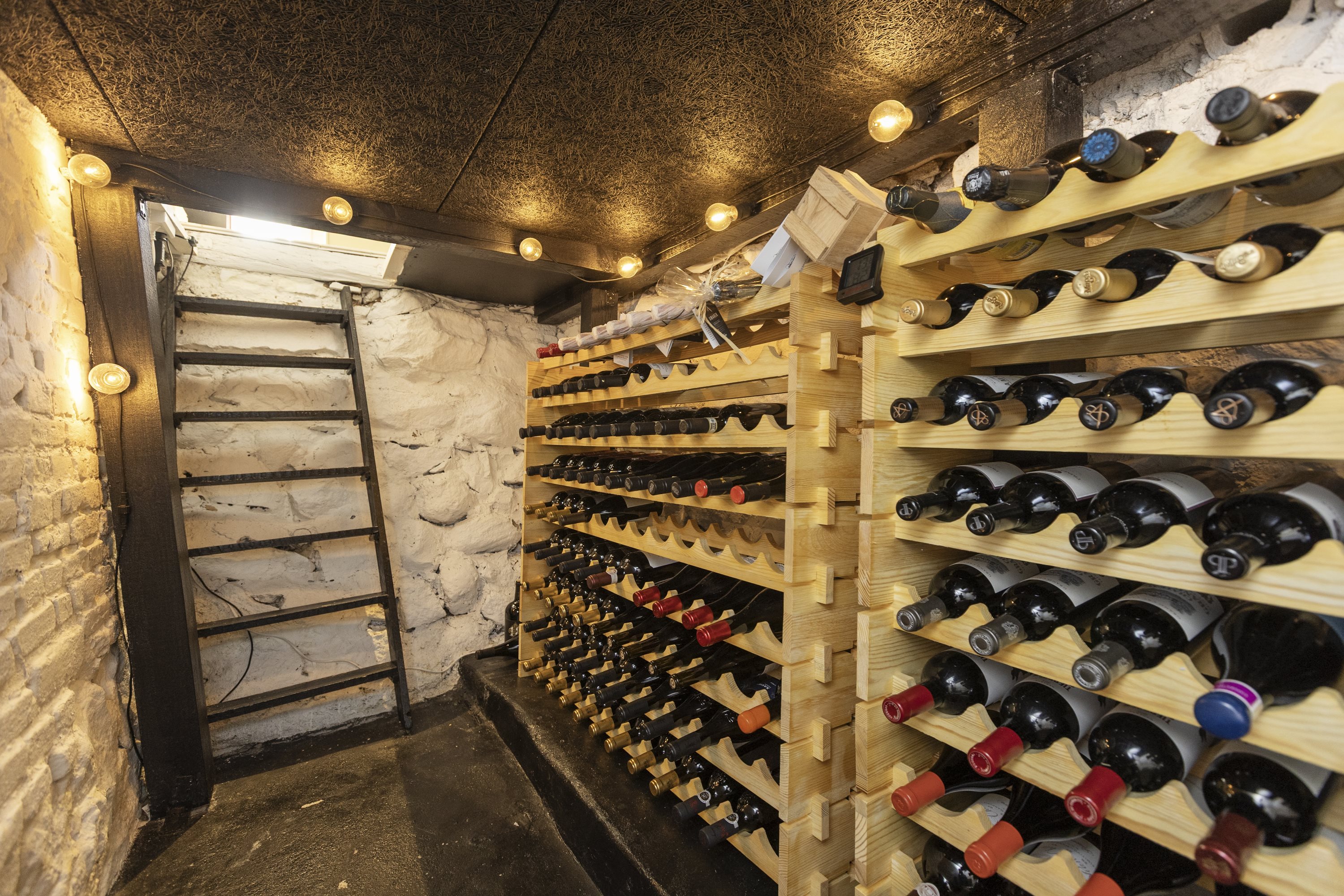 Fremhævet vinkælder billede i fuldskærmstilstand. Billede af Vestergade 12, Skuldelev, 4050 Skibby