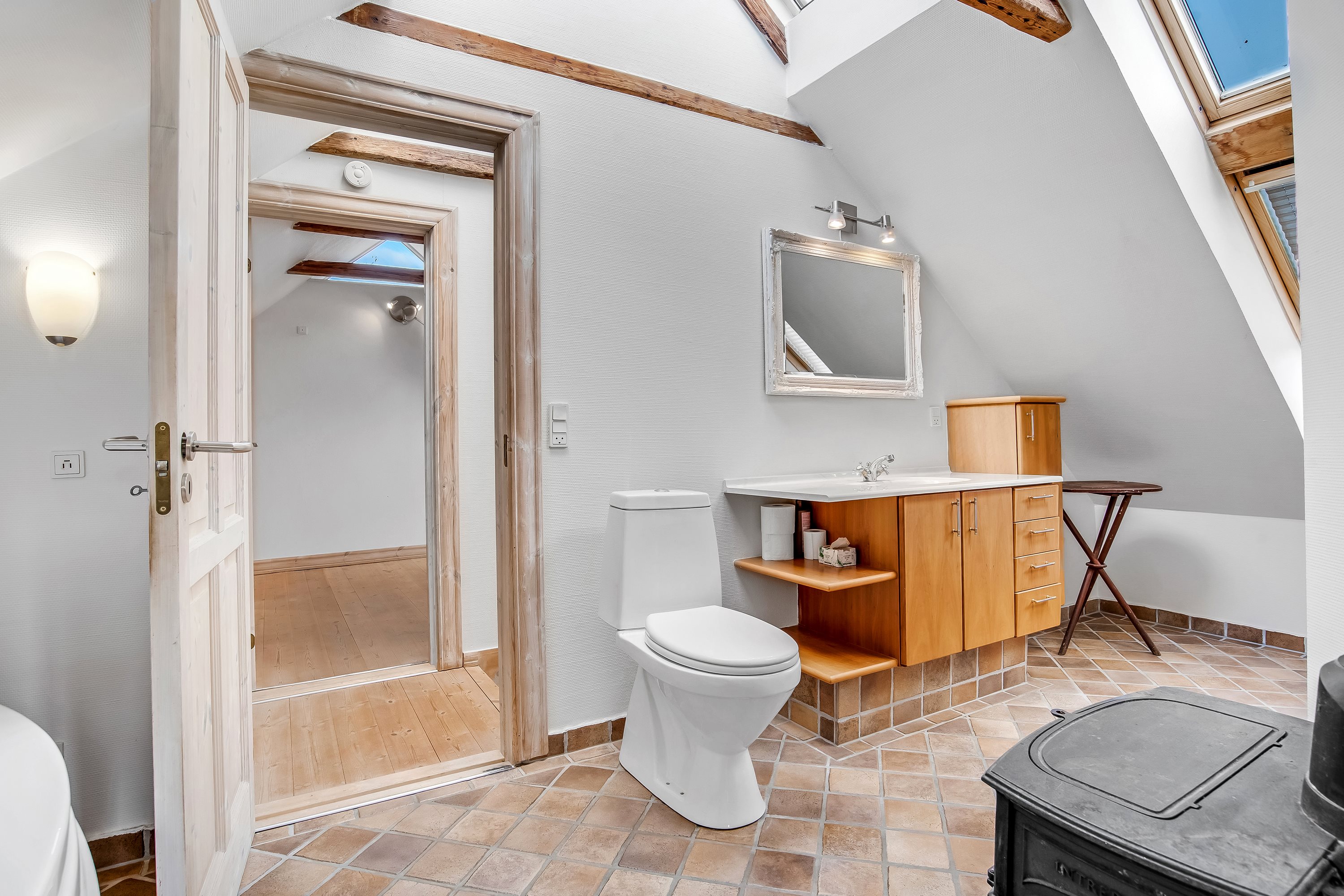 Fremhævet badeværelse billede i fuldskærmstilstand. Billede af Lemvigvej 16, 7500 Holstebro