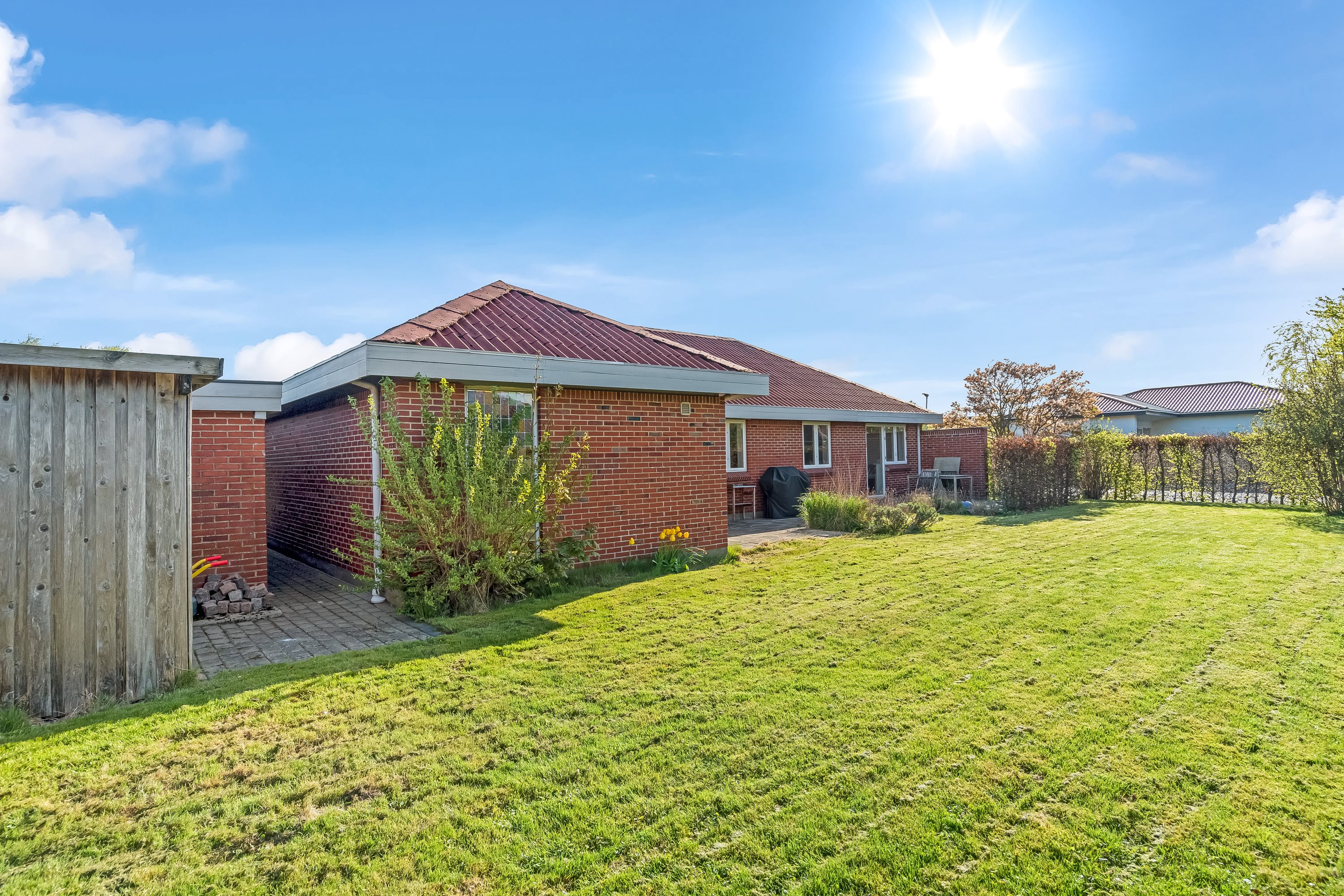 Fremhævet ejendommen billede i fuldskærmstilstand. Billede af Blomstervænget 11, Rindum, 6950 Ringkøbing