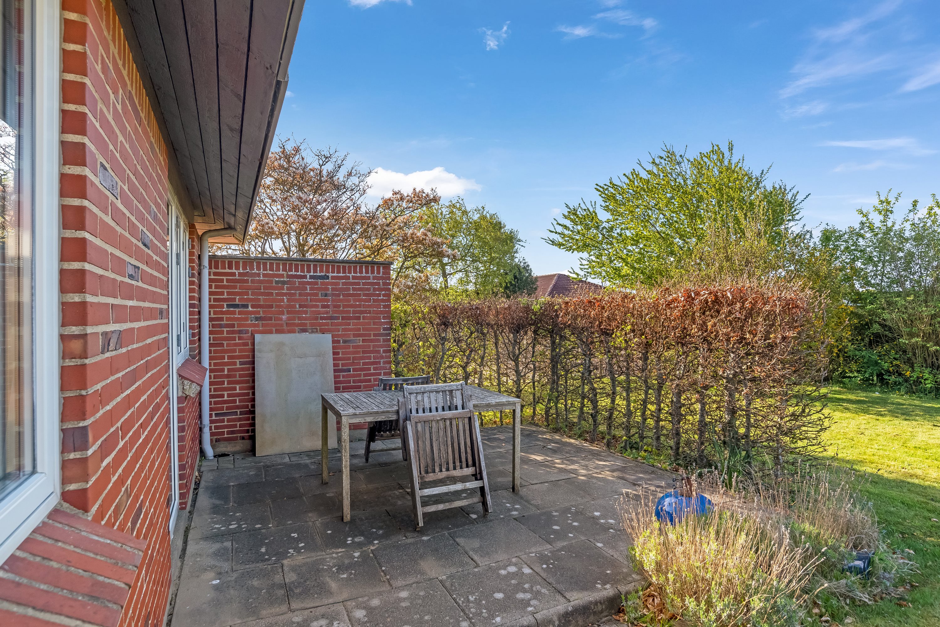 Fremhævet terrasse billede i fuldskærmstilstand. Billede af Blomstervænget 11, Rindum, 6950 Ringkøbing