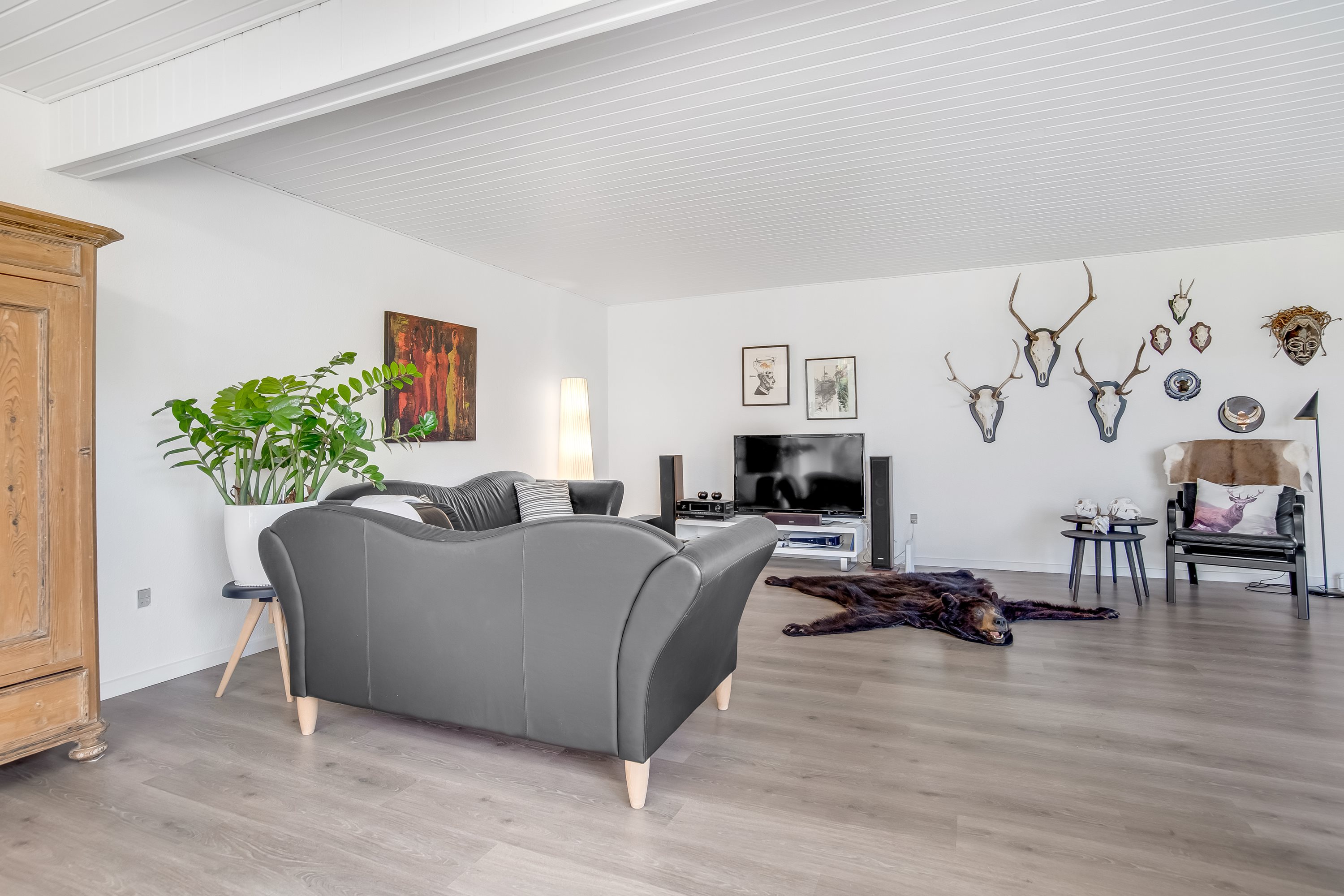 Fremhævet stue billede i fuldskærmstilstand. Billede af Blomstervænget 11, Rindum, 6950 Ringkøbing