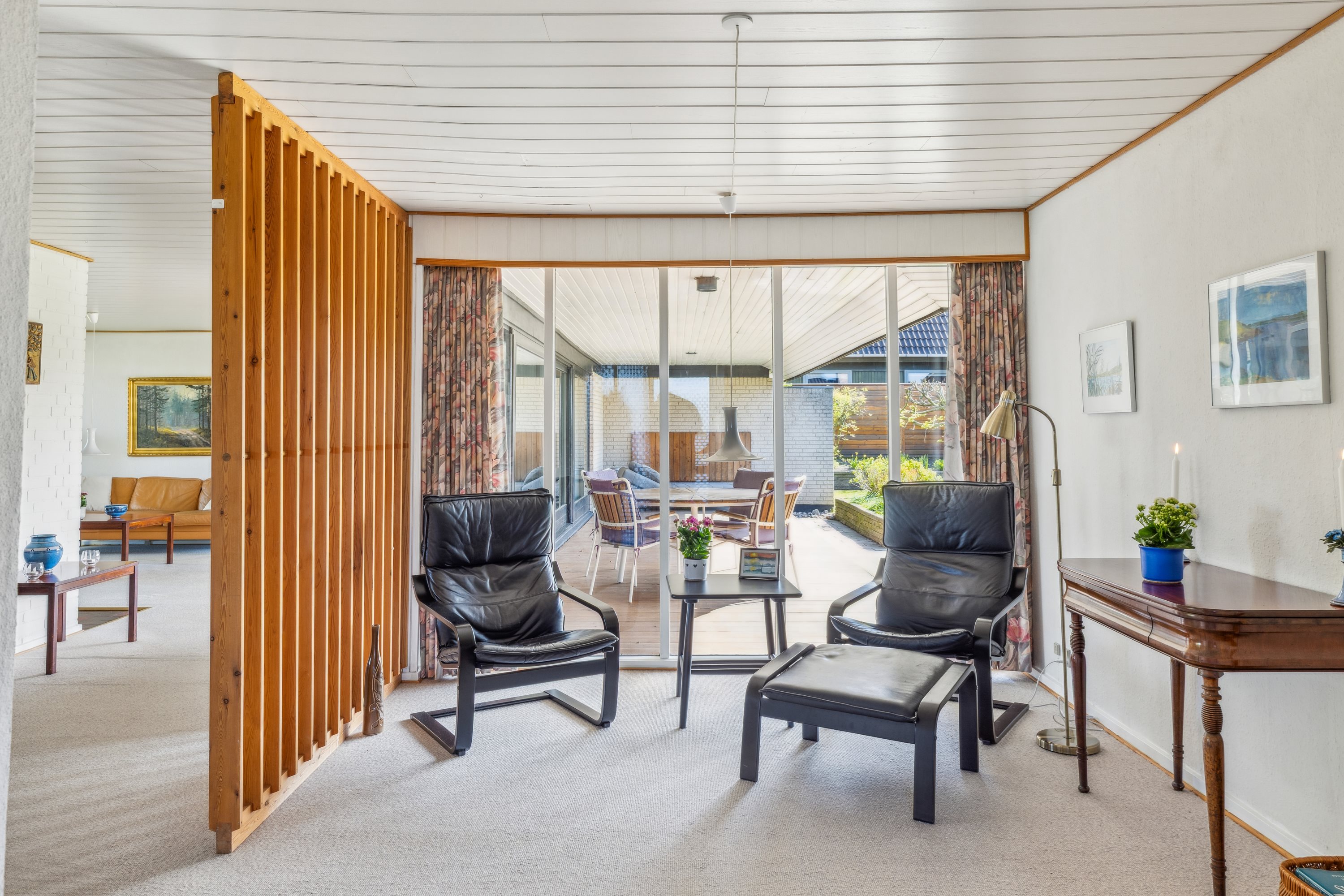 Fremhævet stue billede i fuldskærmstilstand. Billede af Brinken 27, 6300 Gråsten