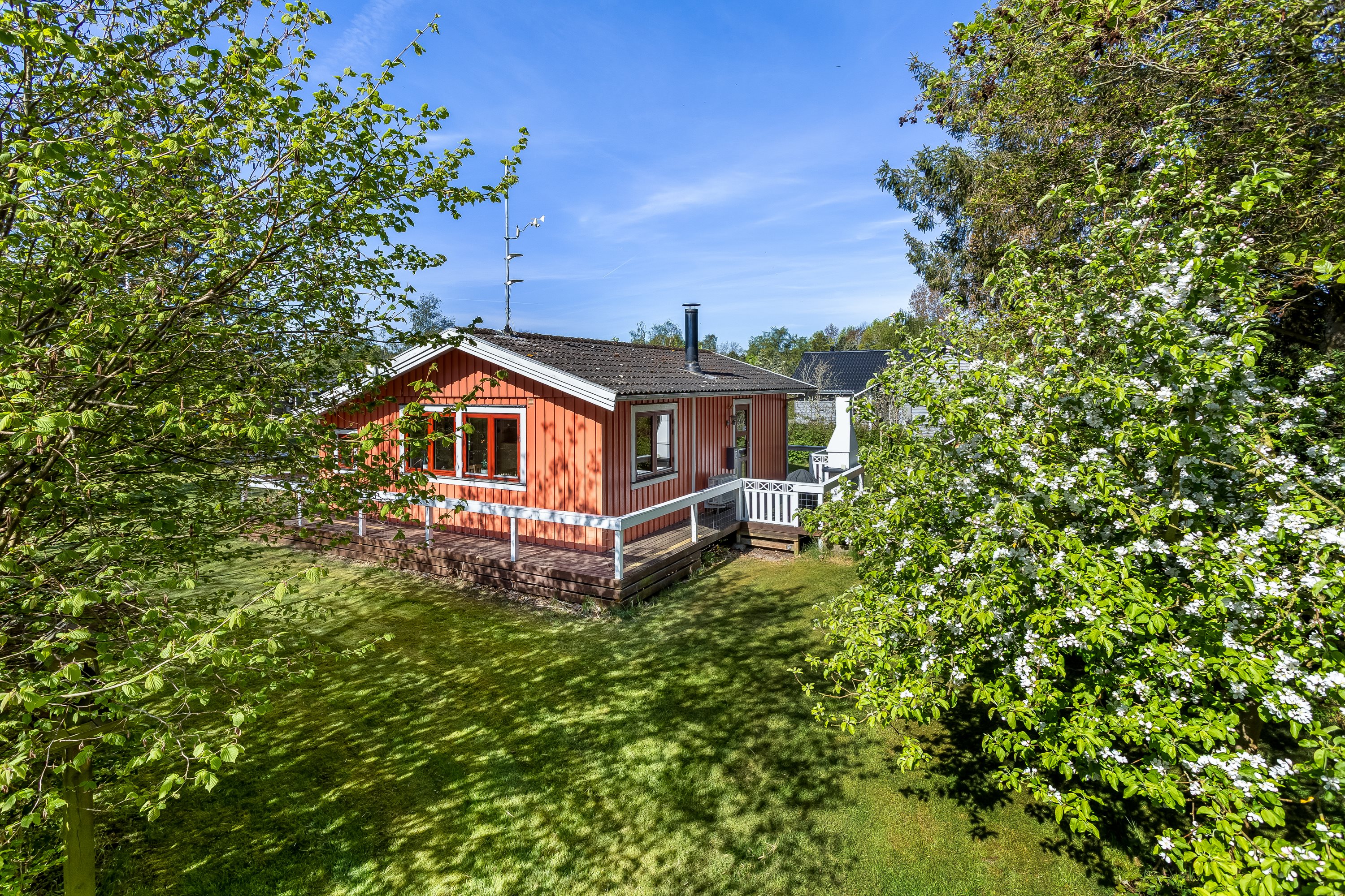 Fremhævet mastefoto billede i fuldskærmstilstand. Billede af Elmestræde 16, Hummingen, 4983 Dannemare