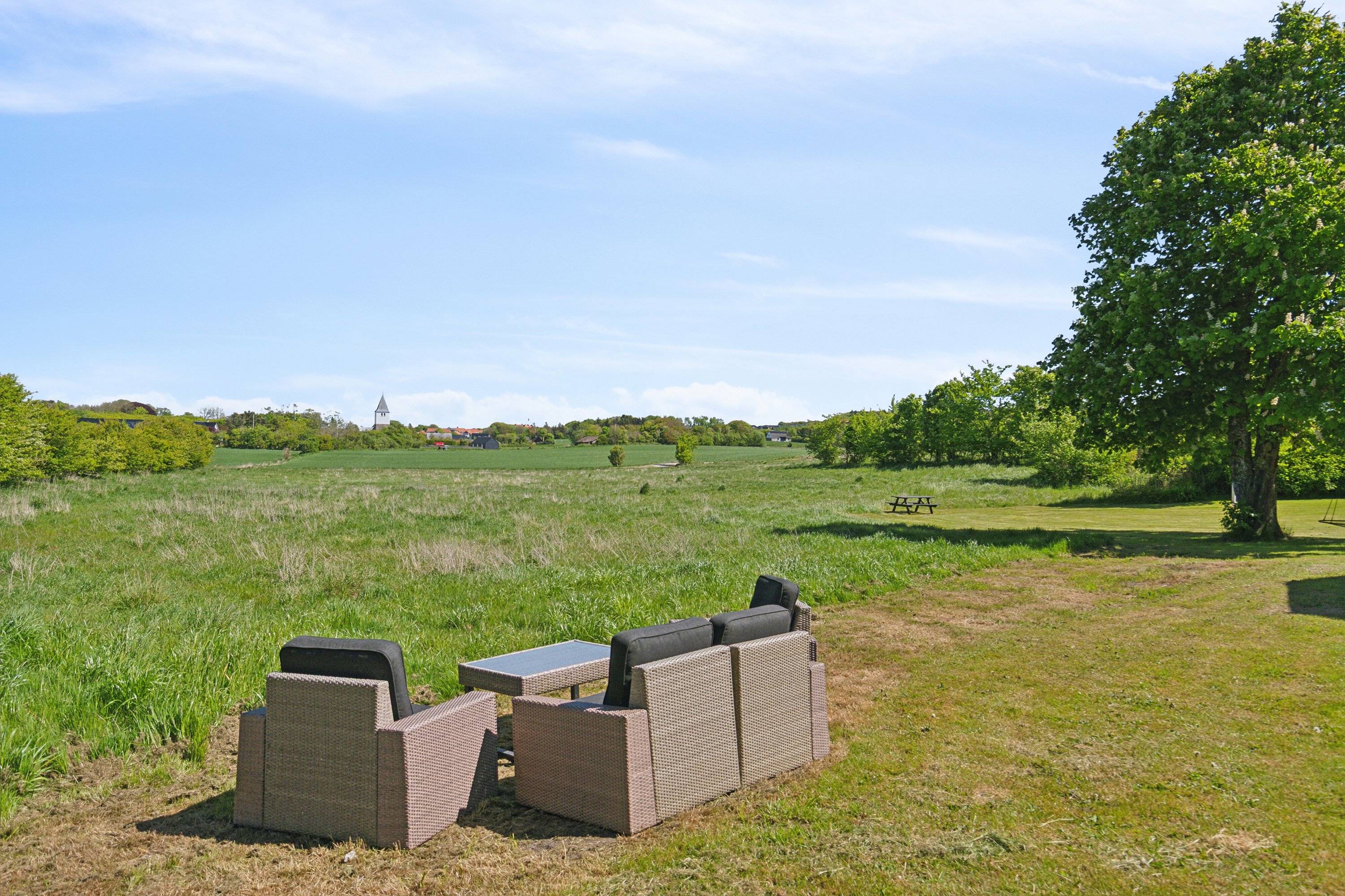 Fremhævet udendørs billede i fuldskærmstilstand. Billede af Holmevej 13, Nors, 7700 Thisted