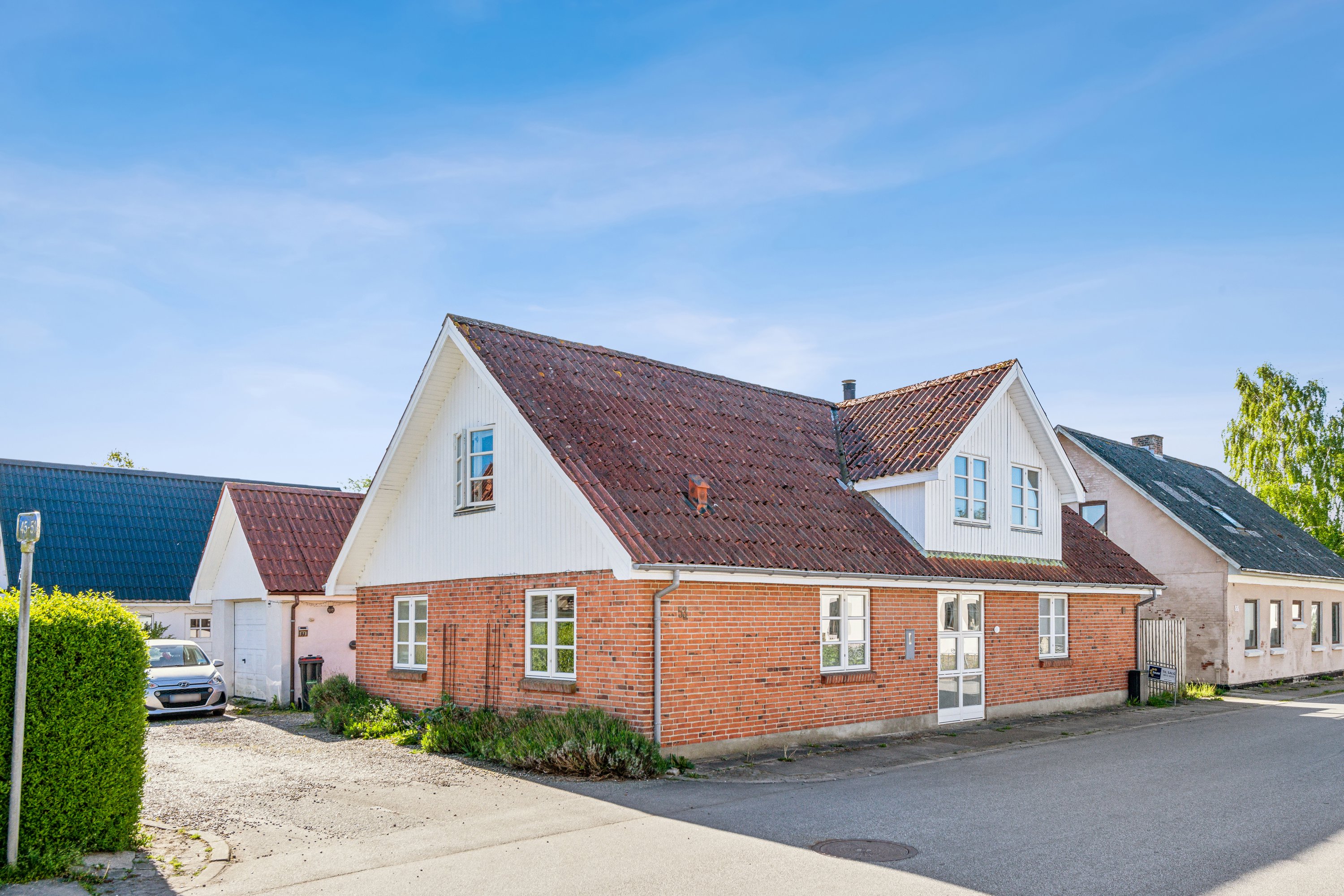 Miniaturebillede 1: ejendom 1. Billede af Gudumvej 53, 9260 Gistrup