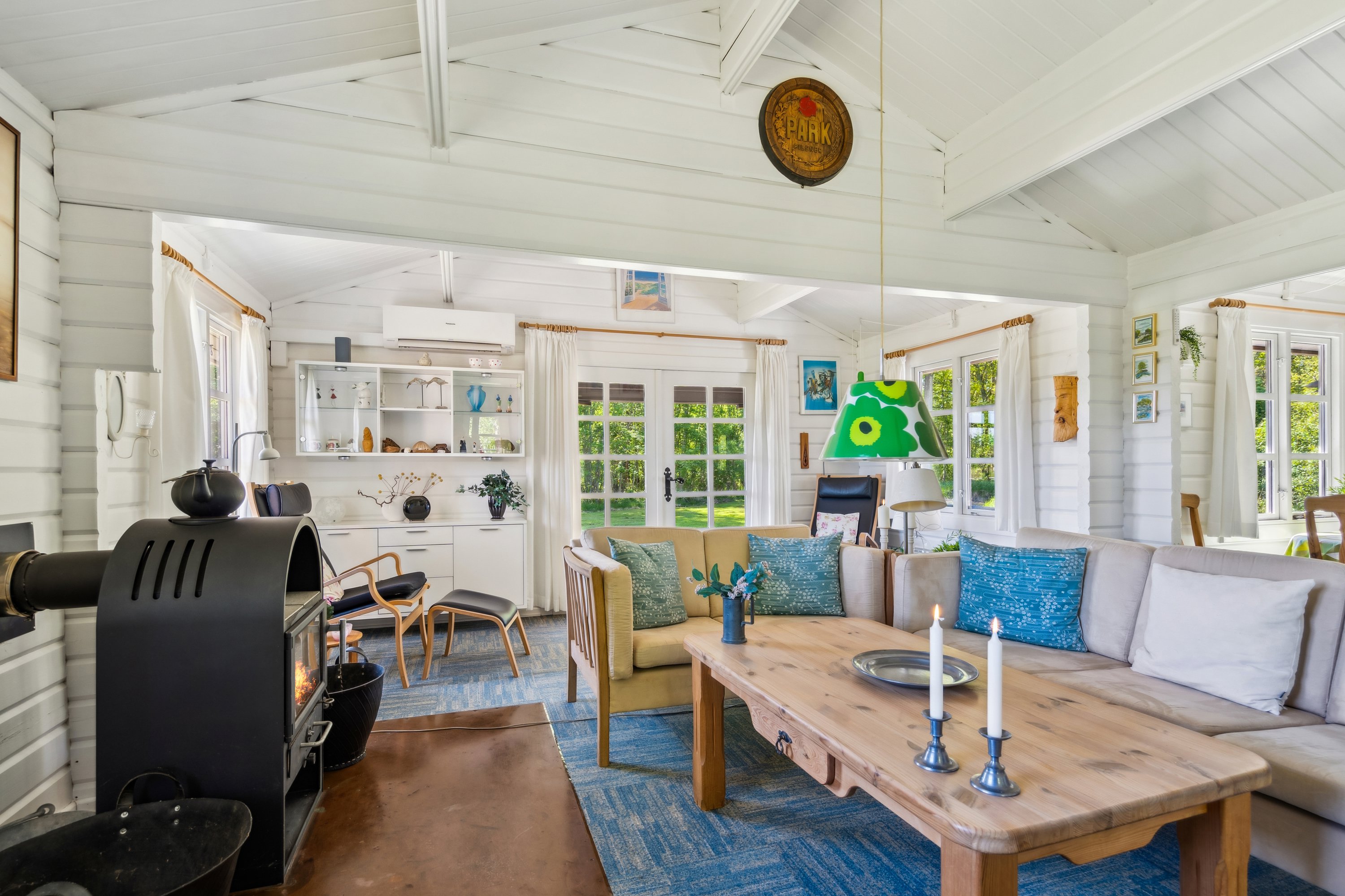 Fremhævet stue billede i fuldskærmstilstand. Billede af Nordgårdsvej 1, Byrum, 9940 Læsø