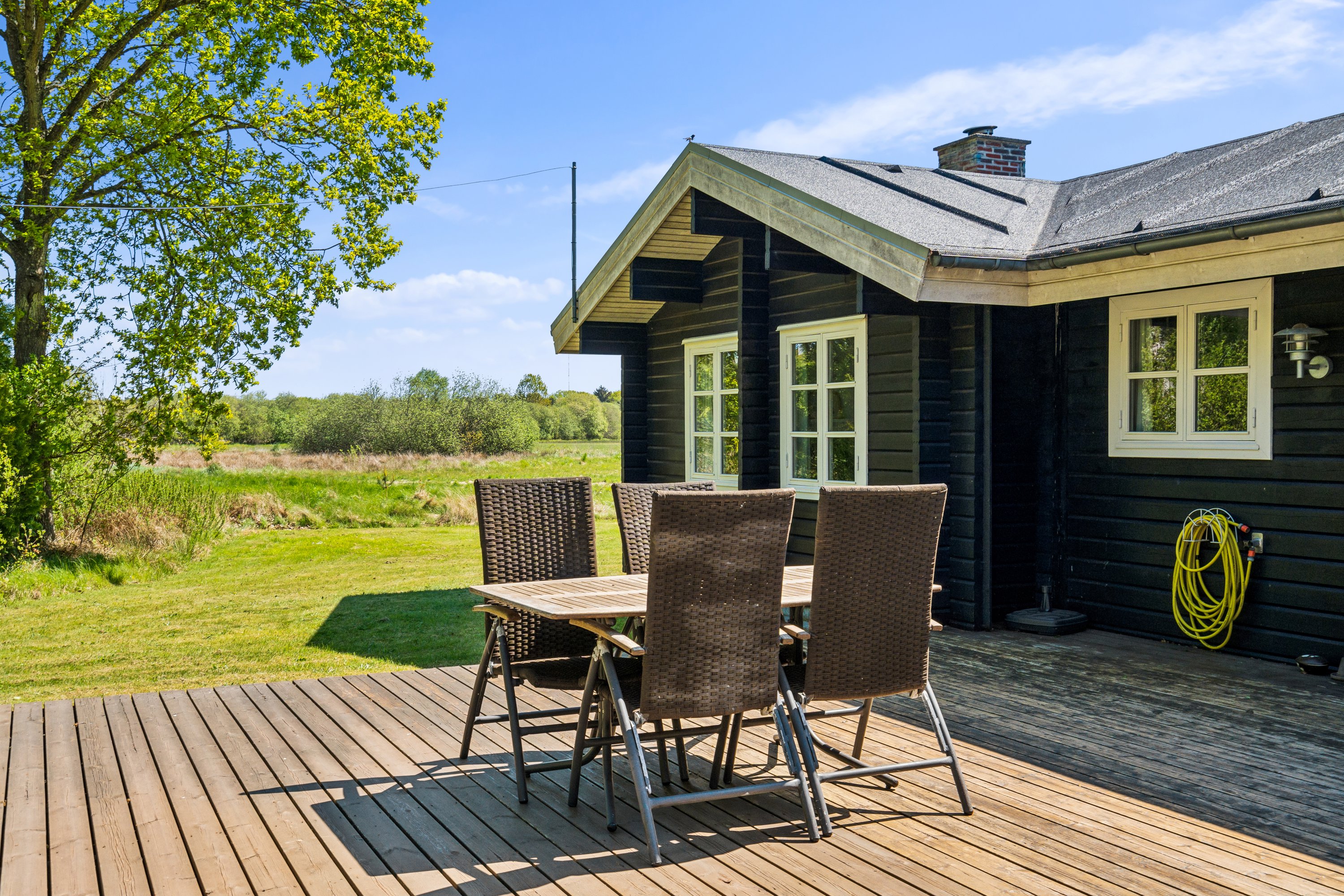 Fremhævet ejendom 1 billede i fuldskærmstilstand. Billede af Nordgårdsvej 1, Byrum, 9940 Læsø