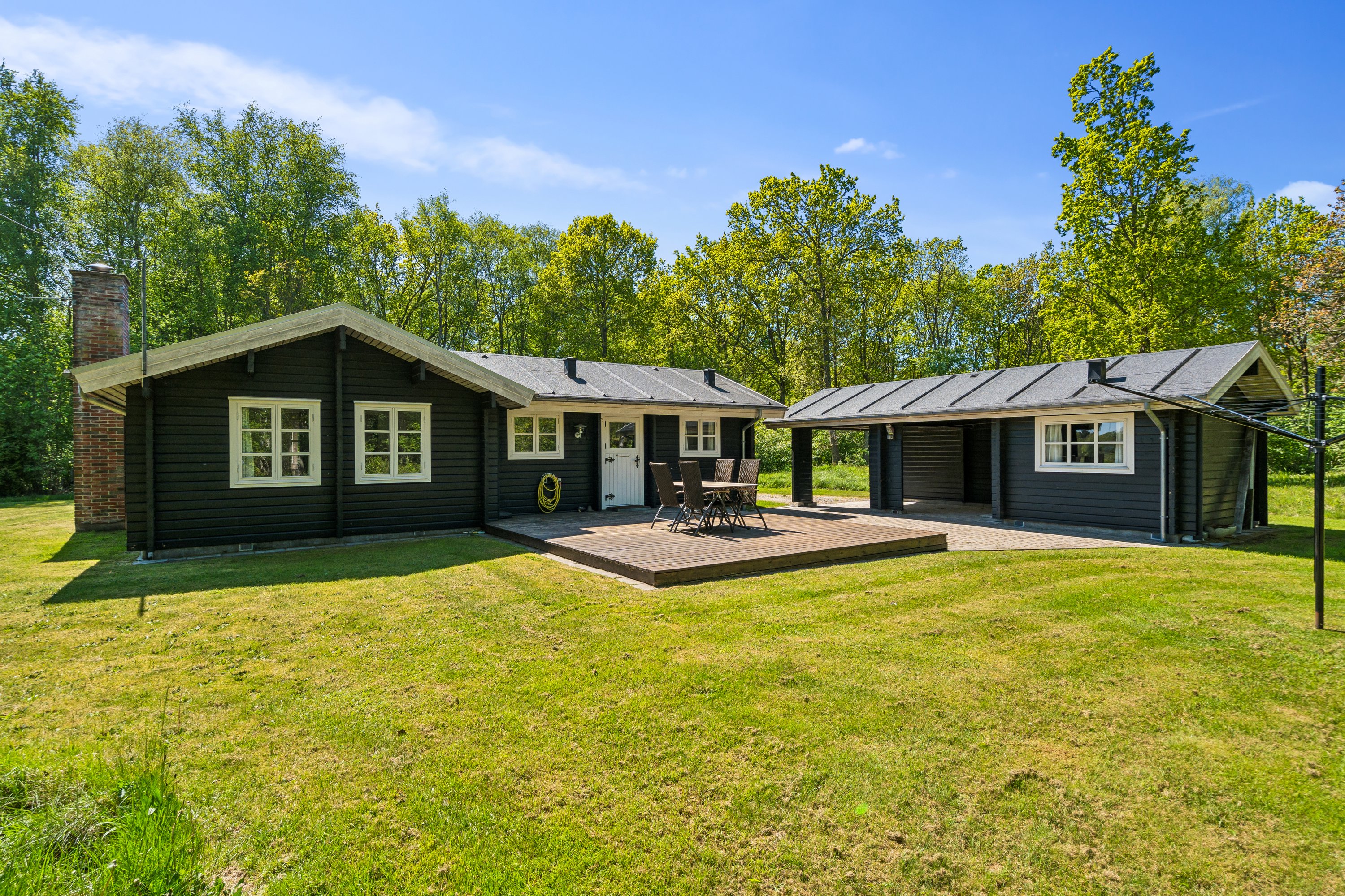 Fremhævet ejendom 1 billede i fuldskærmstilstand. Billede af Nordgårdsvej 1, Byrum, 9940 Læsø