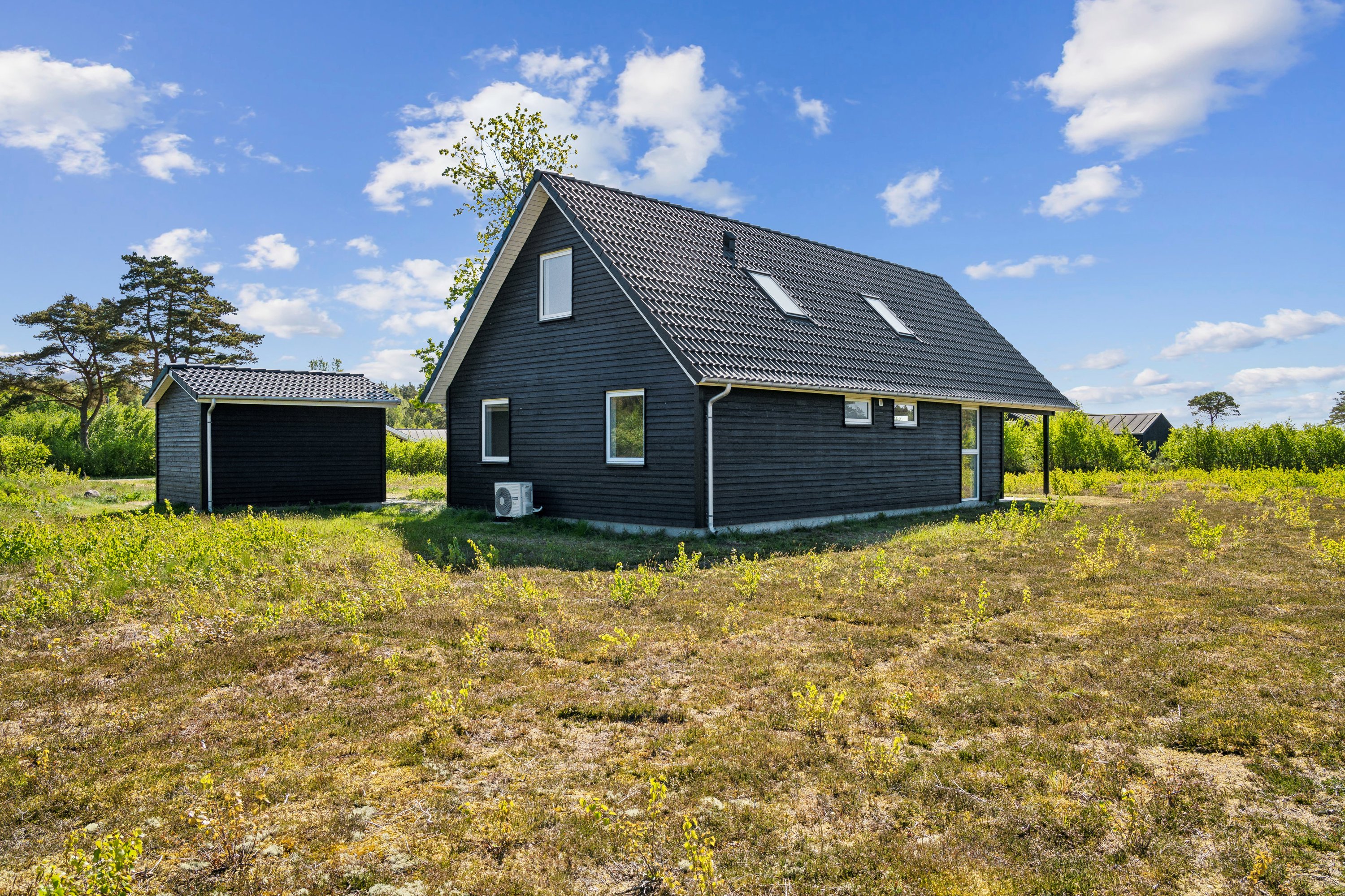 Fremhævet ejendom 1 billede i fuldskærmstilstand. Billede af Sydhavnsvej 17, Østerby, 9940 Læsø