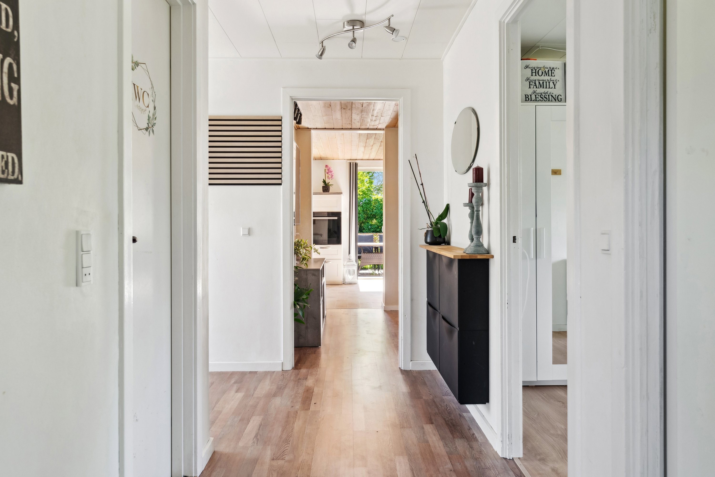 Miniaturebillede 2: gang. Billede af Lykkenssædevej 10, Højrup, 5750 Ringe