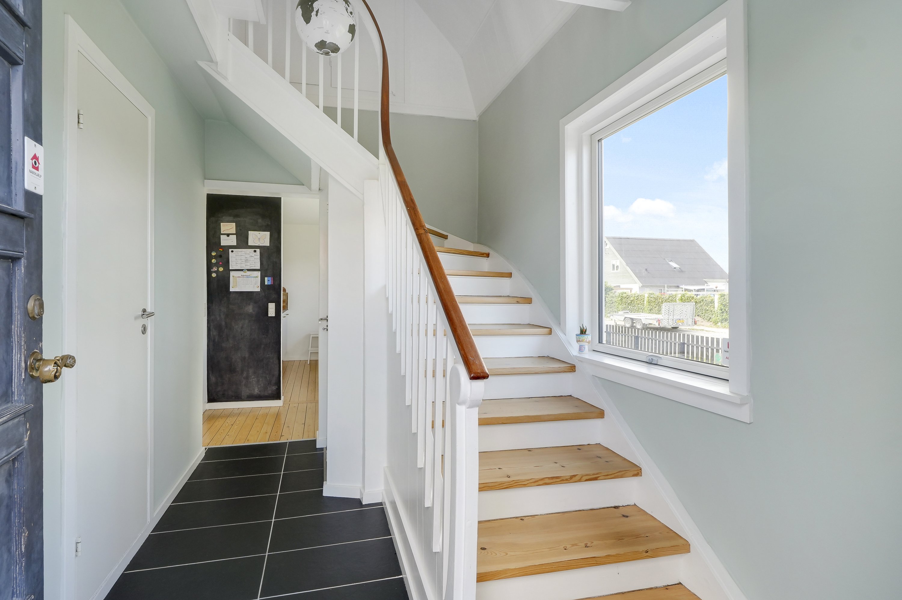 Fremhævet andet billede i fuldskærmstilstand. Billede af Kastanienborgvej 9, 2650 Hvidovre