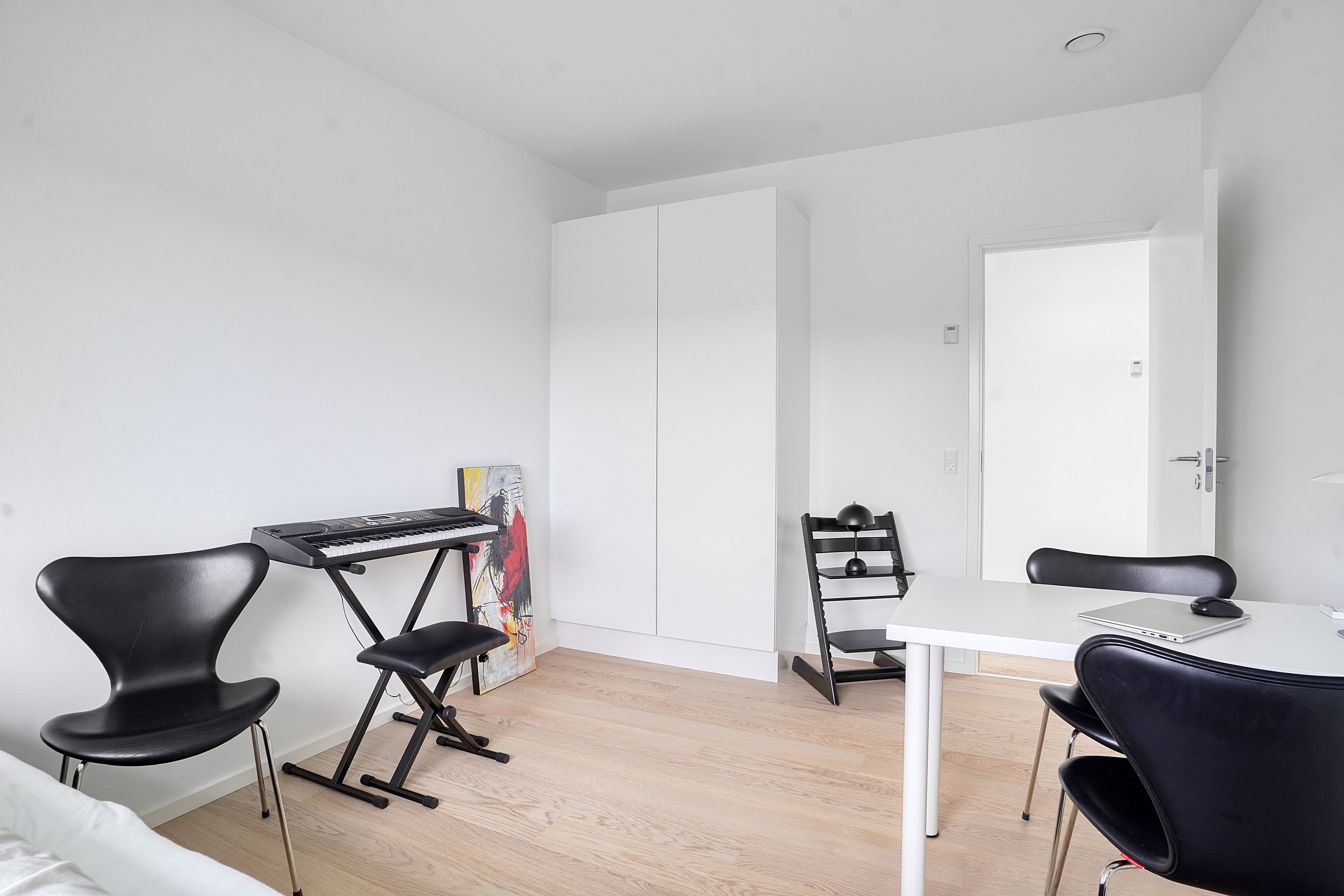 Fremhævet værelse billede i fuldskærmstilstand. Billede af Amorbuen 151, 3400 Hillerød