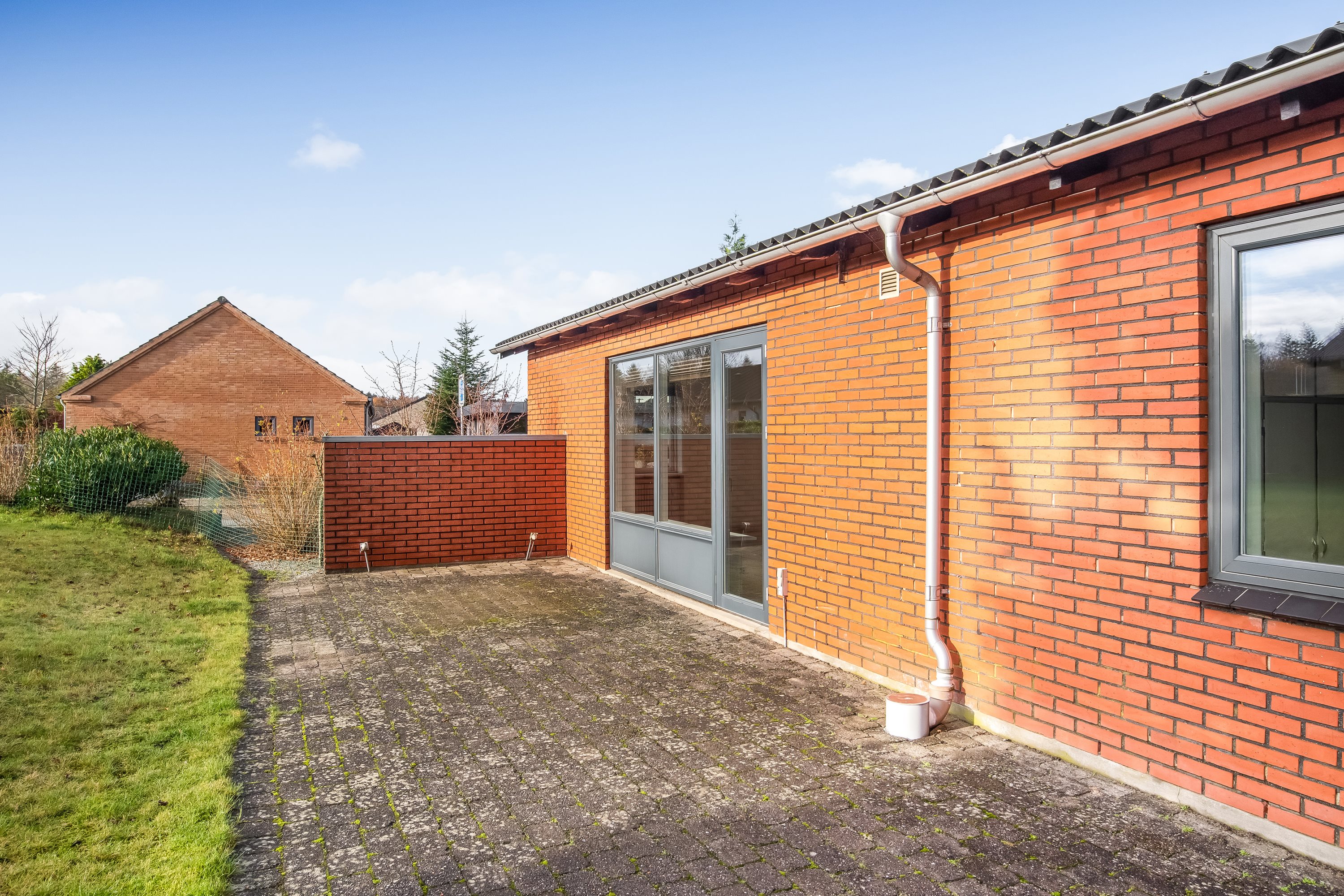 Fremhævet terrasse billede i fuldskærmstilstand. Billede af Prins Buris Vej 40, Mejdal, 7500 Holstebro