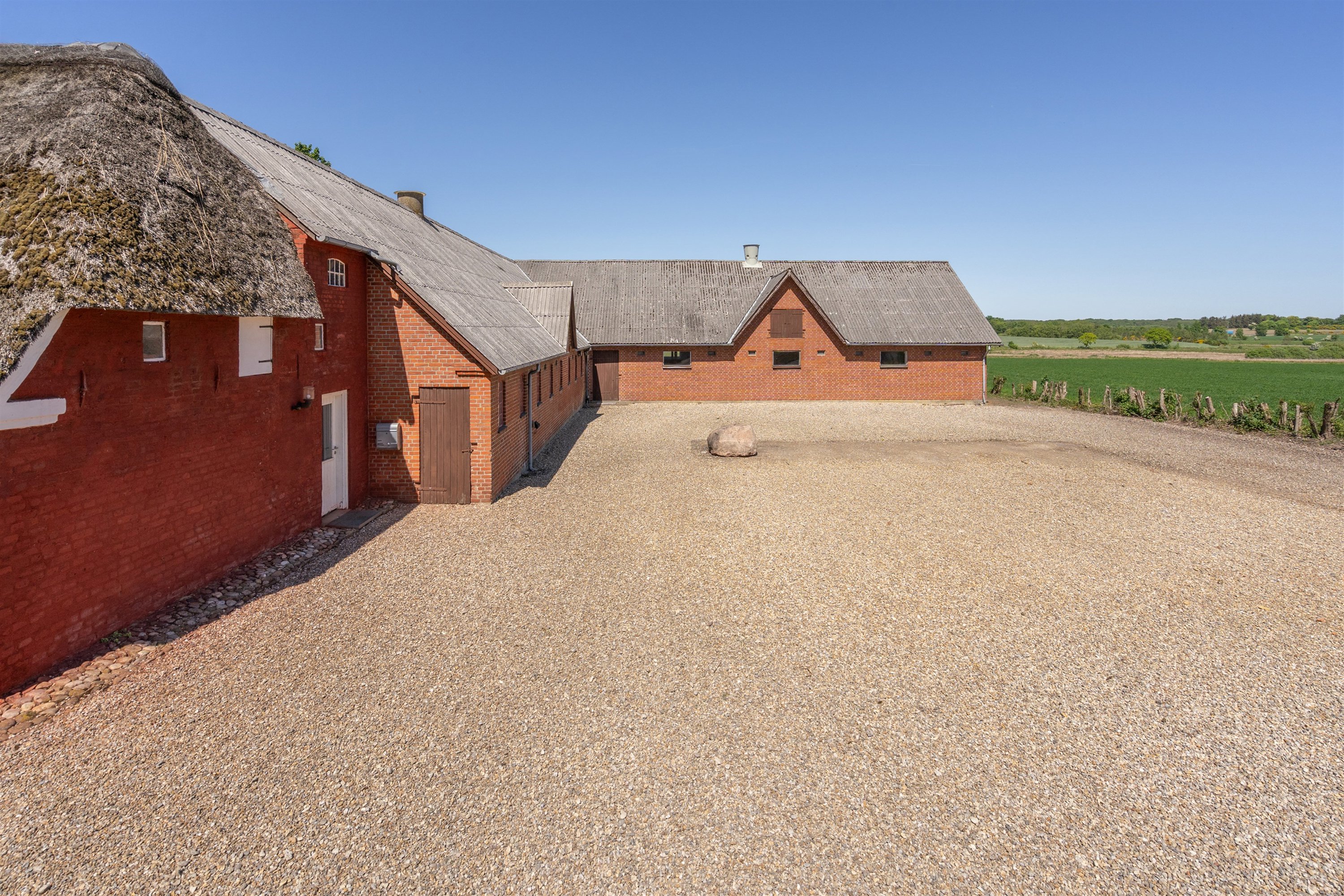 Fremhævet ejendommen billede i fuldskærmstilstand. Billede af Sadderupvej 12, 6705 Esbjerg Ø