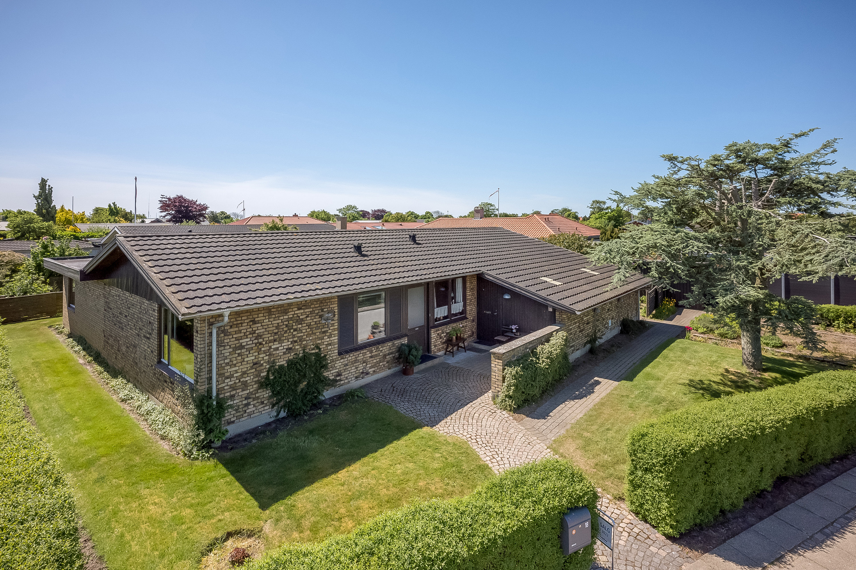 Miniaturebillede 2: ejendommen. Billede af Alkjærhøj 18, 6950 Ringkøbing