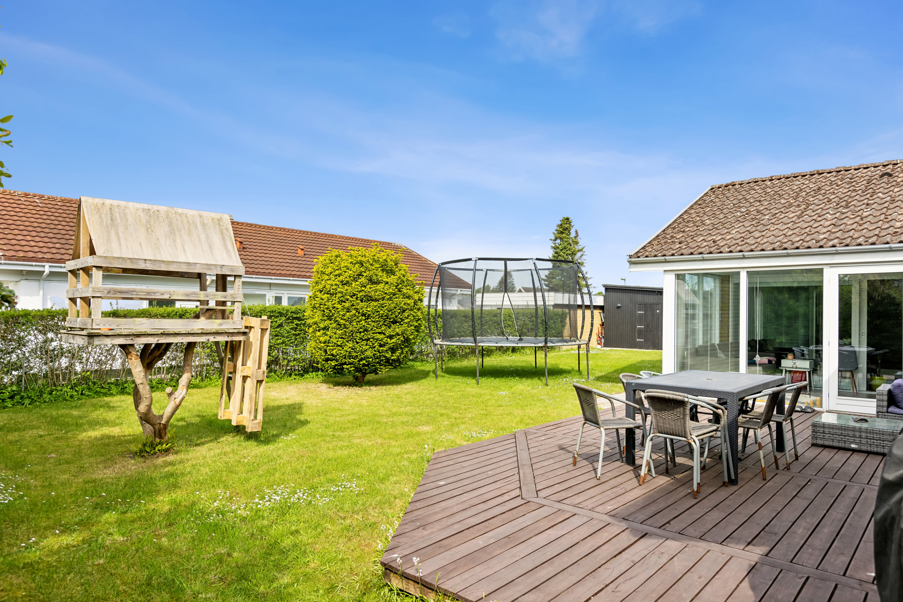 Fremhævet ejendom 1 billede i fuldskærmstilstand. Billede af Rådyrløkken 24, Slukefter, 5210 Odense NV