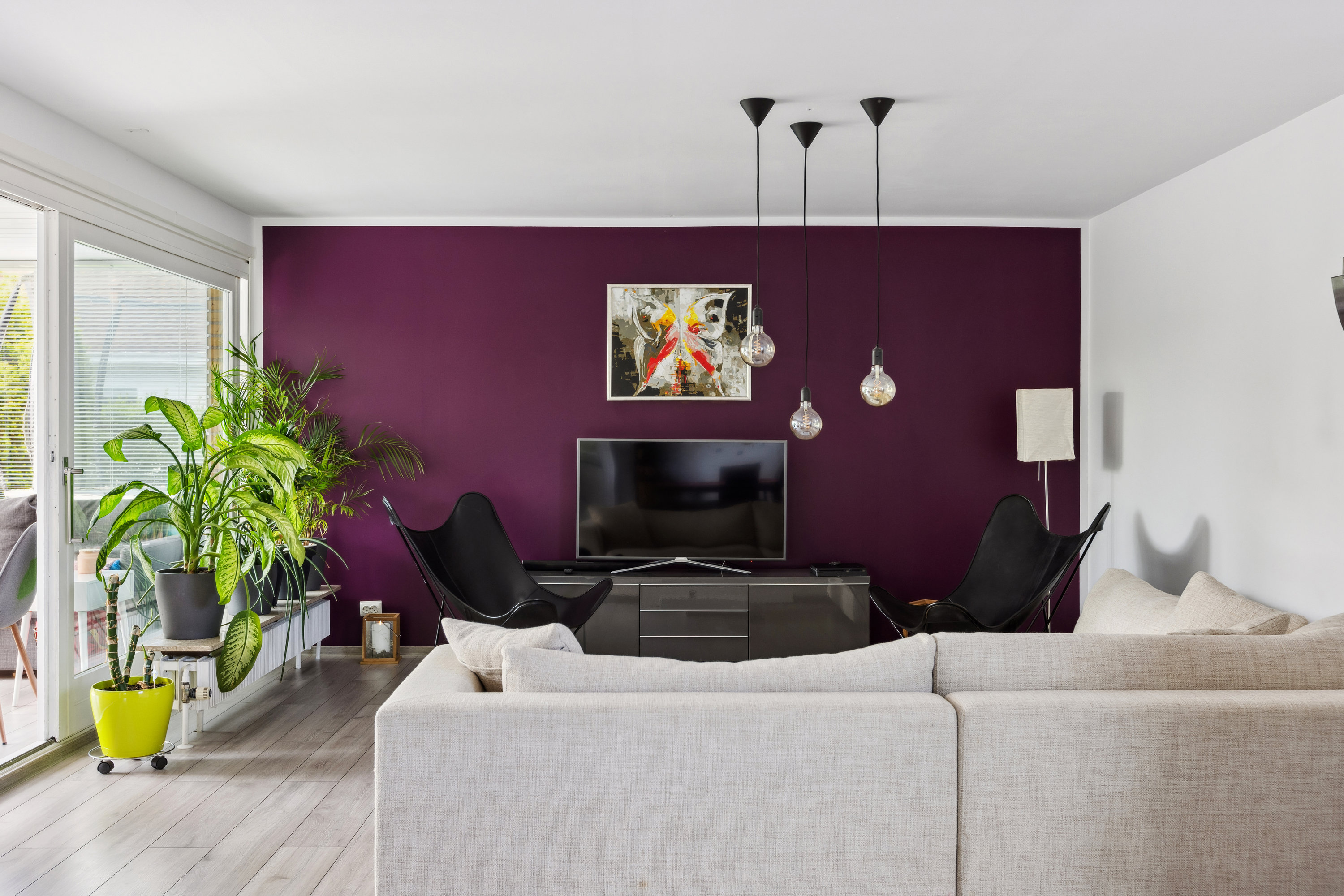 Fremhævet stue billede i fuldskærmstilstand. Billede af Rådyrløkken 24, Slukefter, 5210 Odense NV