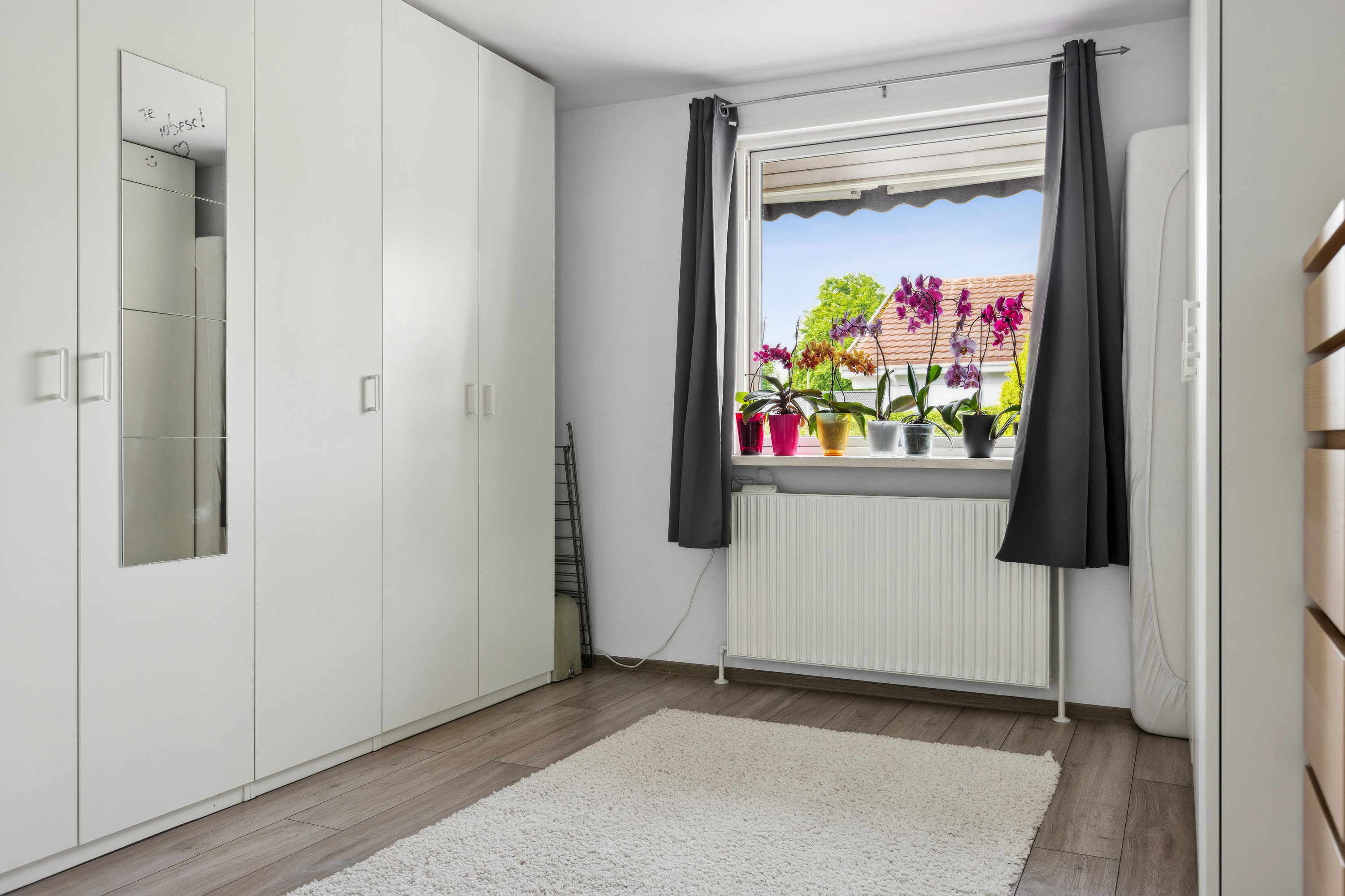 Fremhævet gang billede i fuldskærmstilstand. Billede af Rådyrløkken 24, Slukefter, 5210 Odense NV