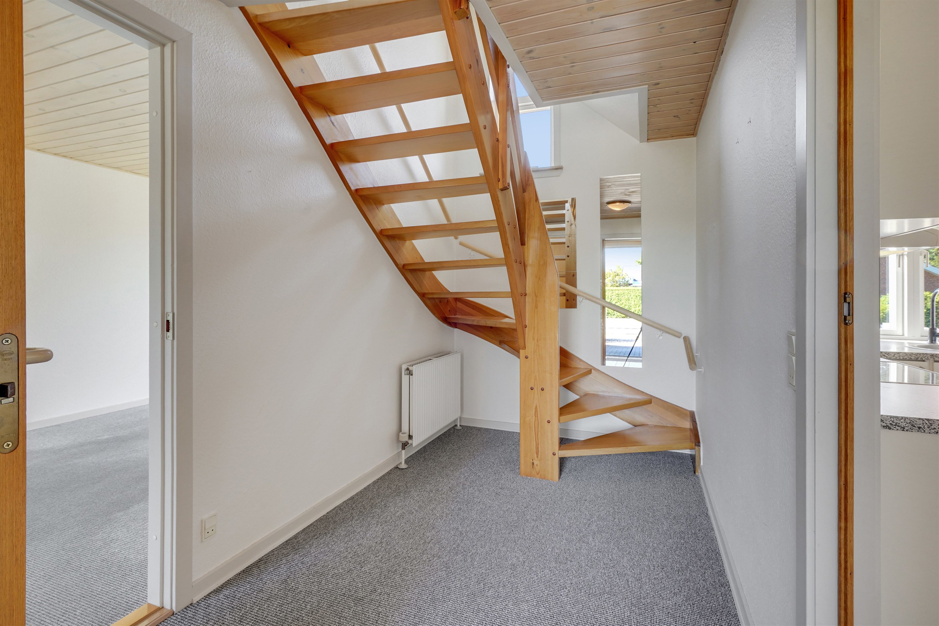 Fremhævet gang billede i fuldskærmstilstand. Billede af Kastanievej 47, 6710 Esbjerg V