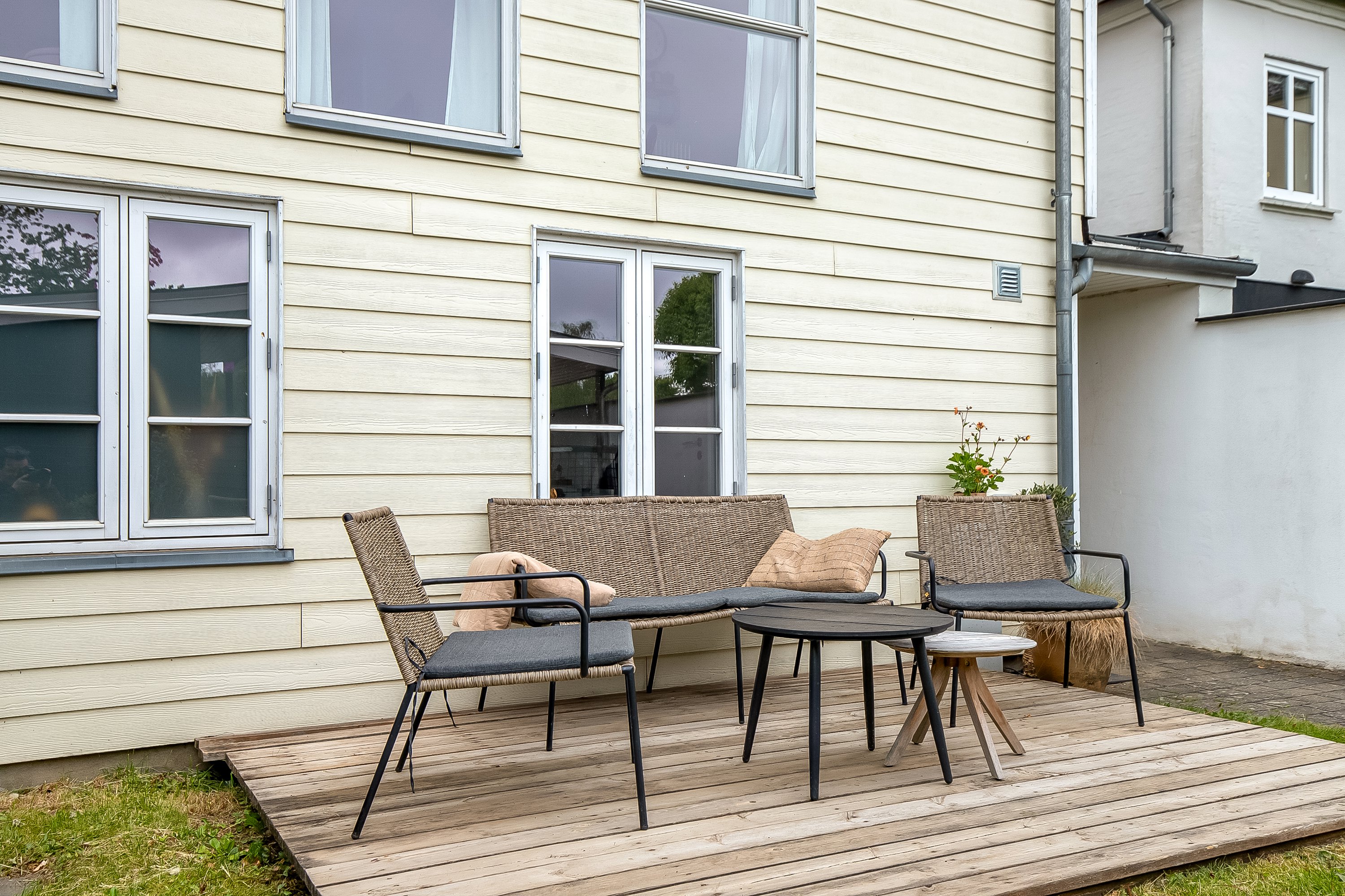 Fremhævet terrasse billede i fuldskærmstilstand. Billede af Søvej 7, 7100 Vejle