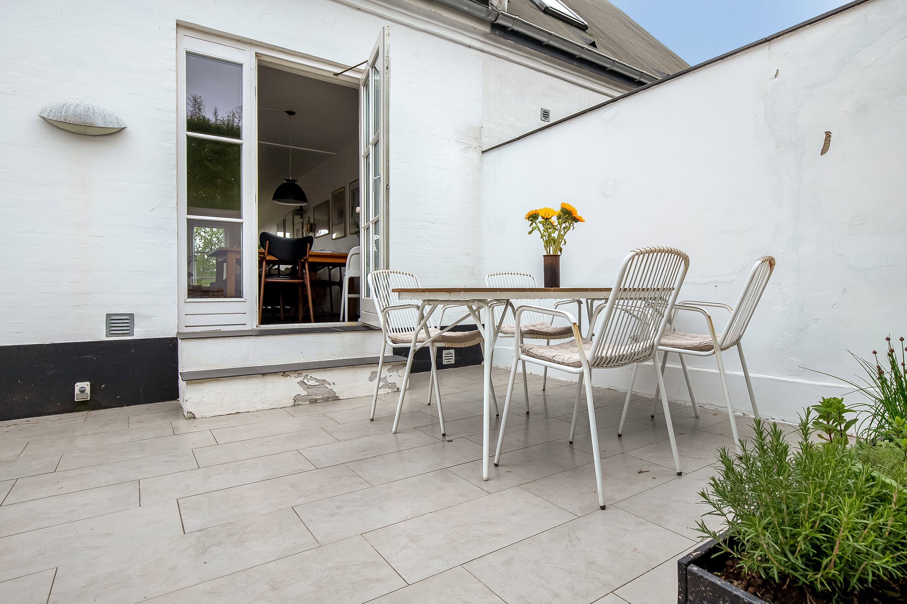 Fremhævet terrasse billede i fuldskærmstilstand. Billede af Søvej 7, 7100 Vejle