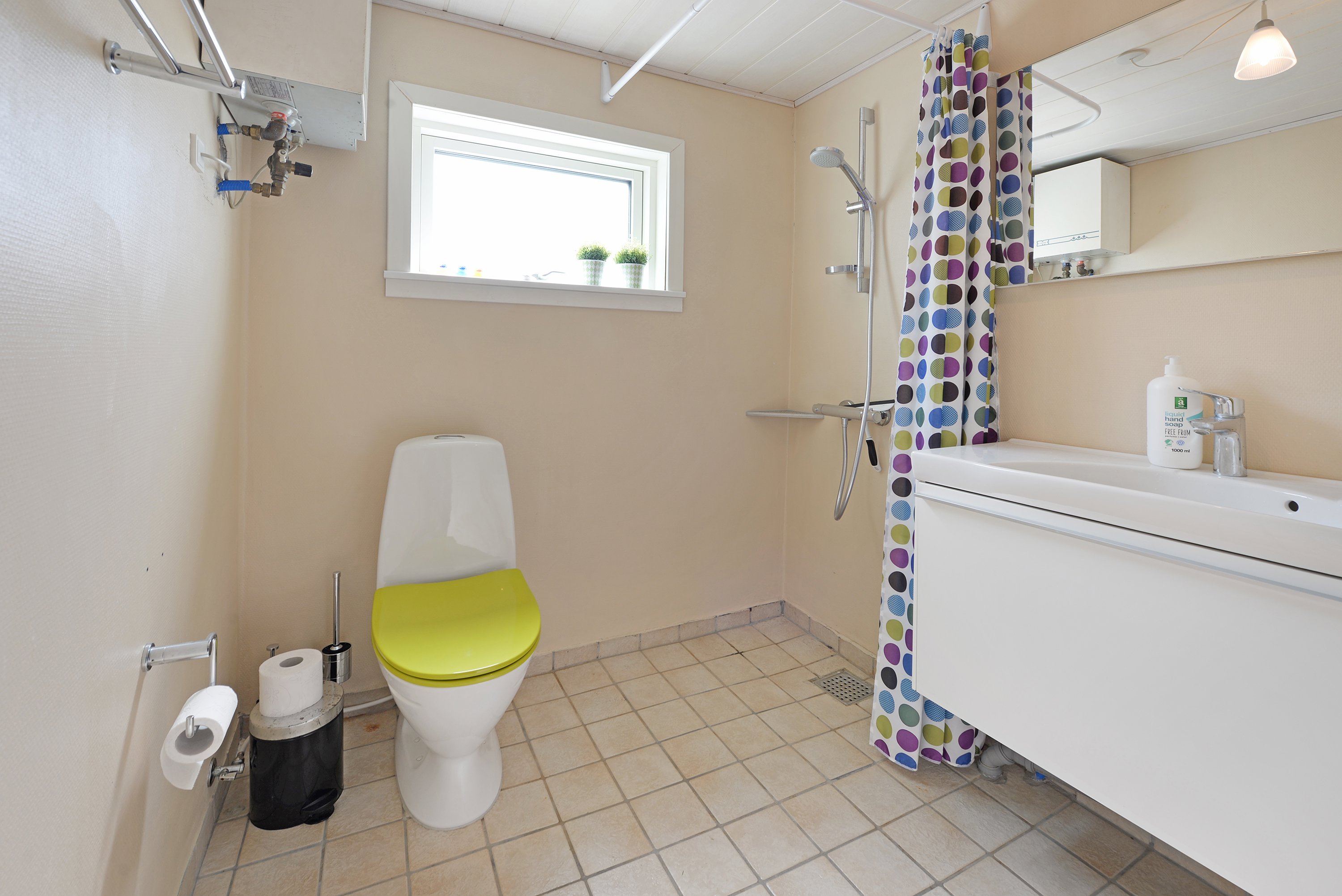 Fremhævet  billede i fuldskærmstilstand. Billede af Engdraget 34, Varbjerg Strand, 5464 Brenderup Fyn