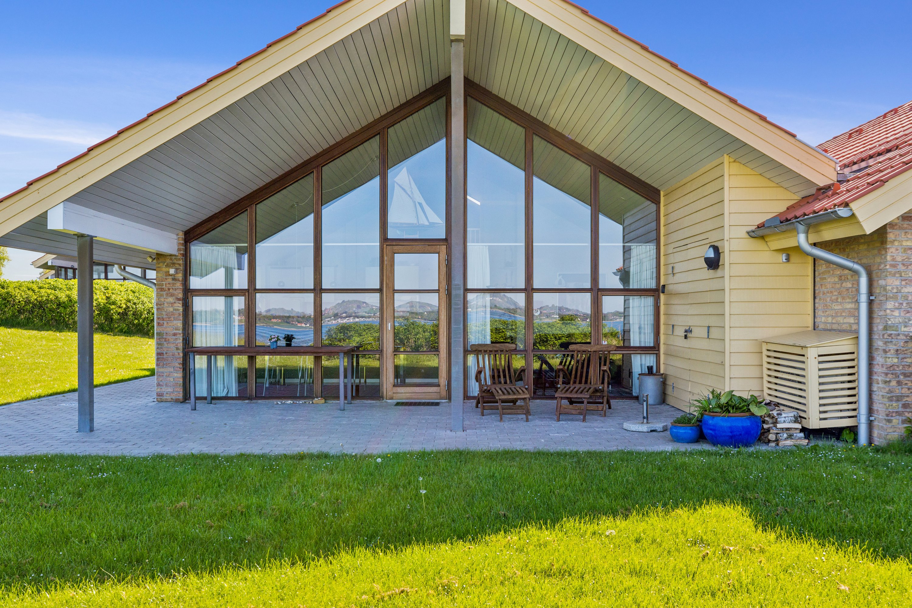 Fremhævet ejendom 1 billede i fuldskærmstilstand. Billede af Marinavej 28, 6320 Egernsund