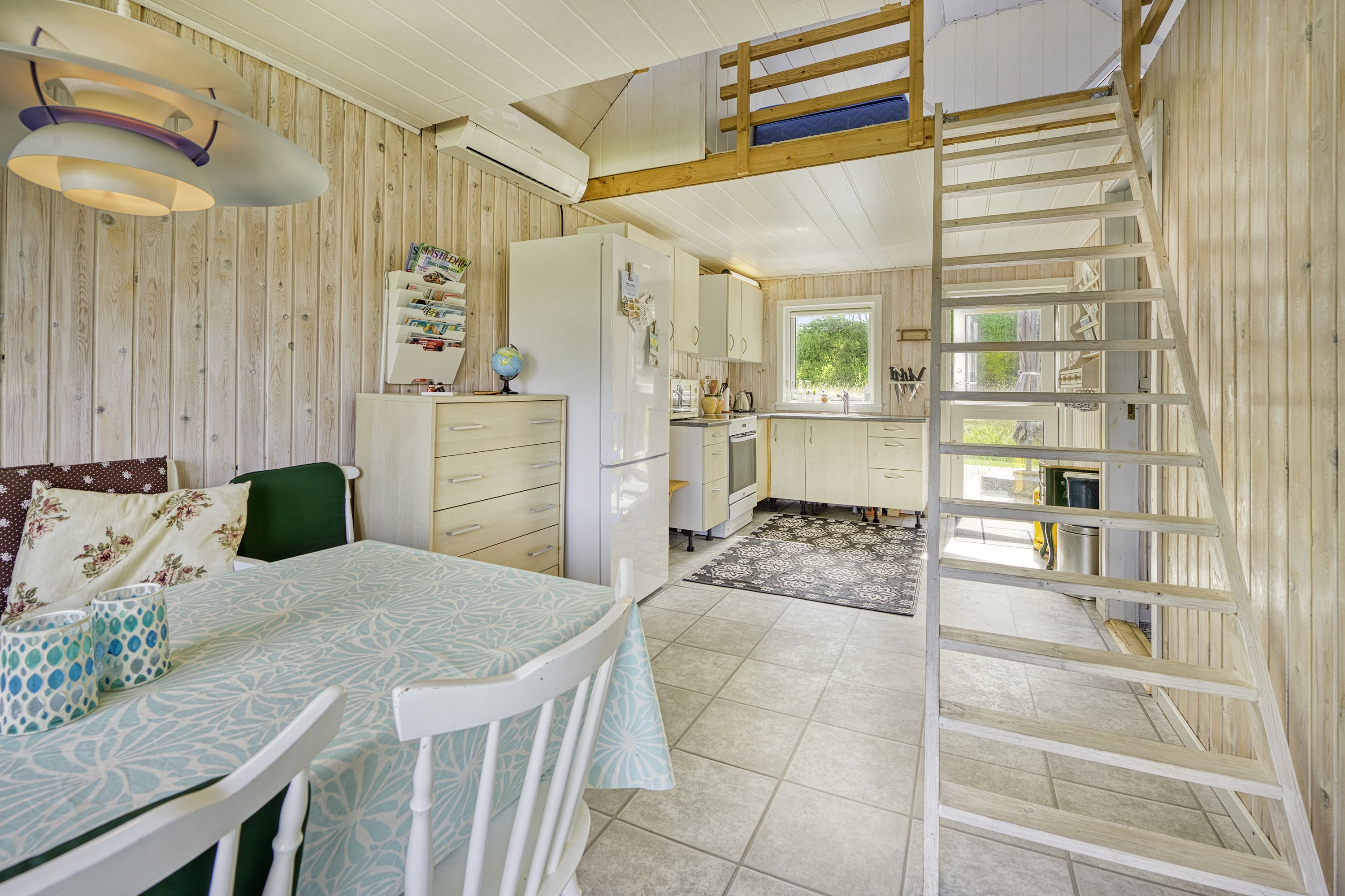 Fremhævet  billede i fuldskærmstilstand. Billede af Engdraget 34, Varbjerg Strand, 5464 Brenderup Fyn