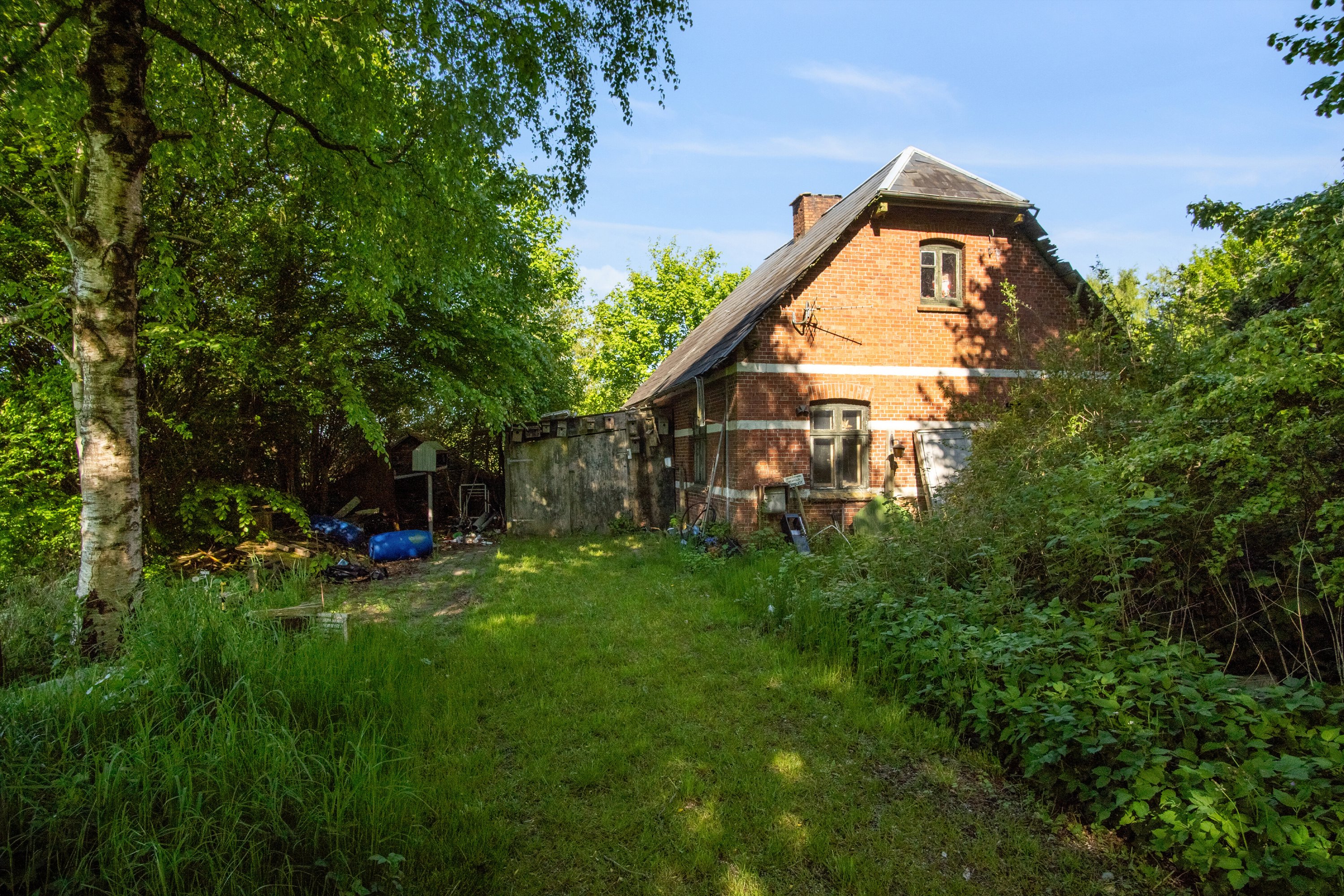 Fremhævet set fra haven billede i fuldskærmstilstand. Billede af Roedsvej 17, Bølling, 6040 Egtved