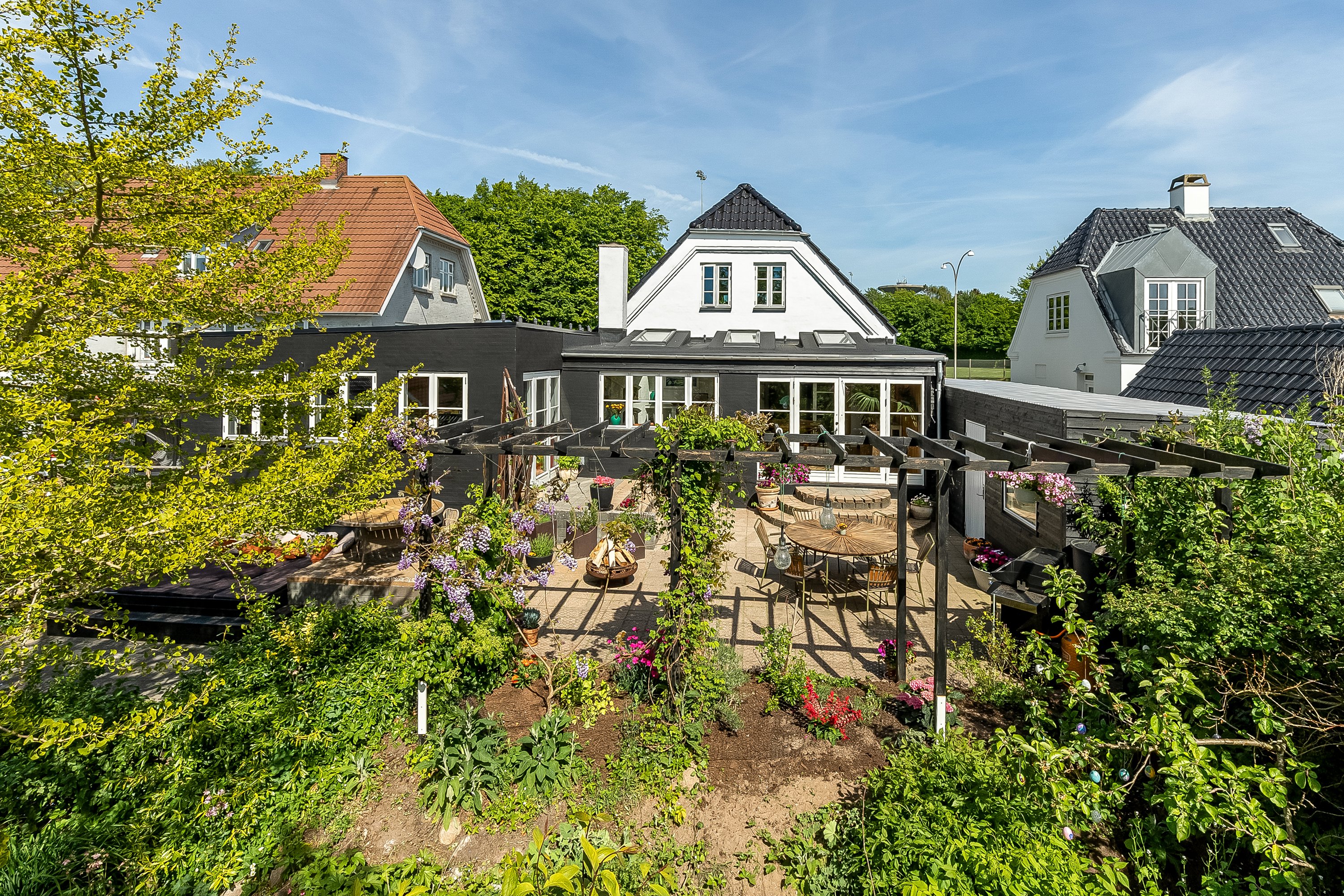 Miniaturebillede 1: mastefoto. Billede af Grønlandsvej 14, 7100 Vejle