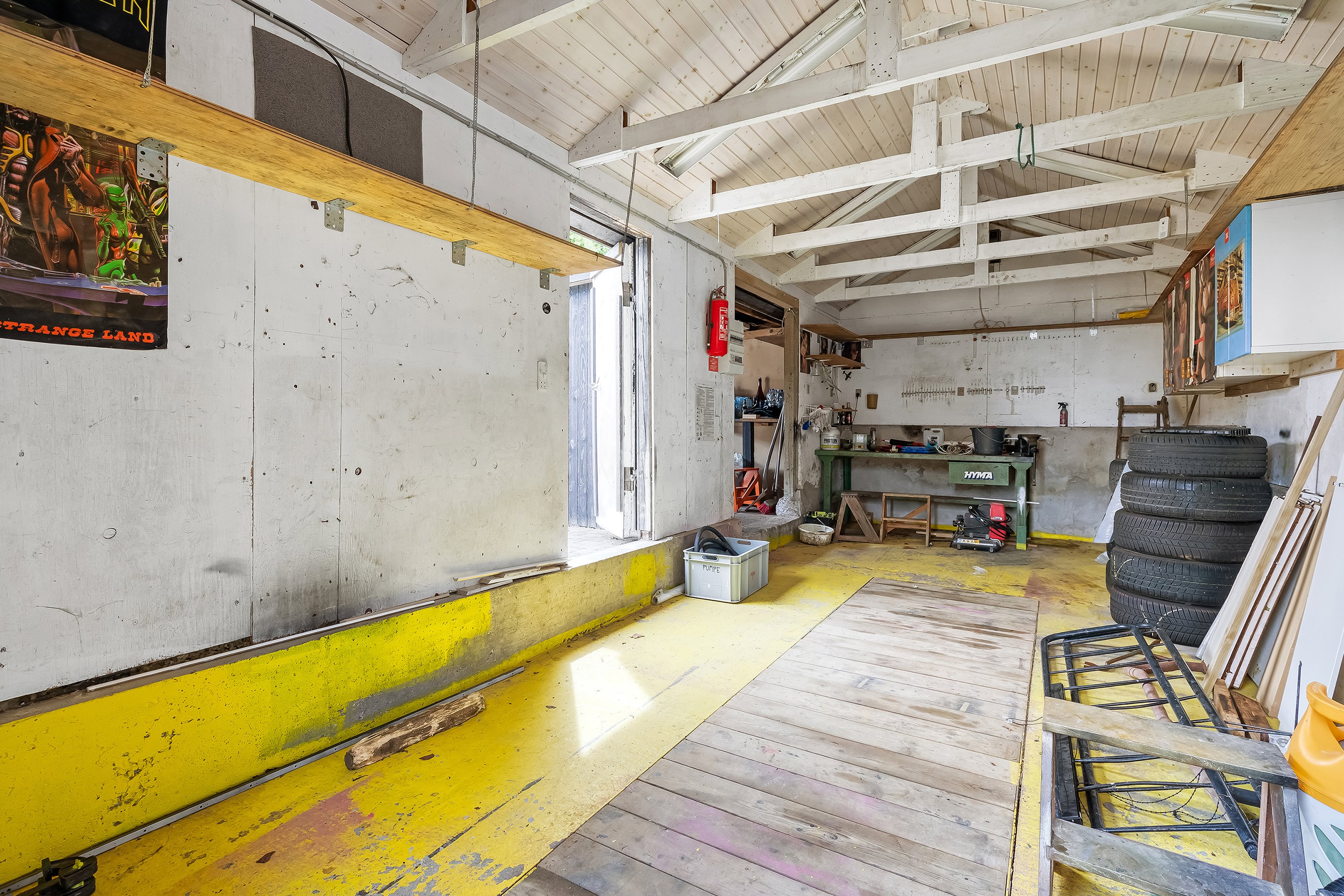 Fremhævet garage billede i fuldskærmstilstand. Billede af Musvitvej 5, 3300 Frederiksværk