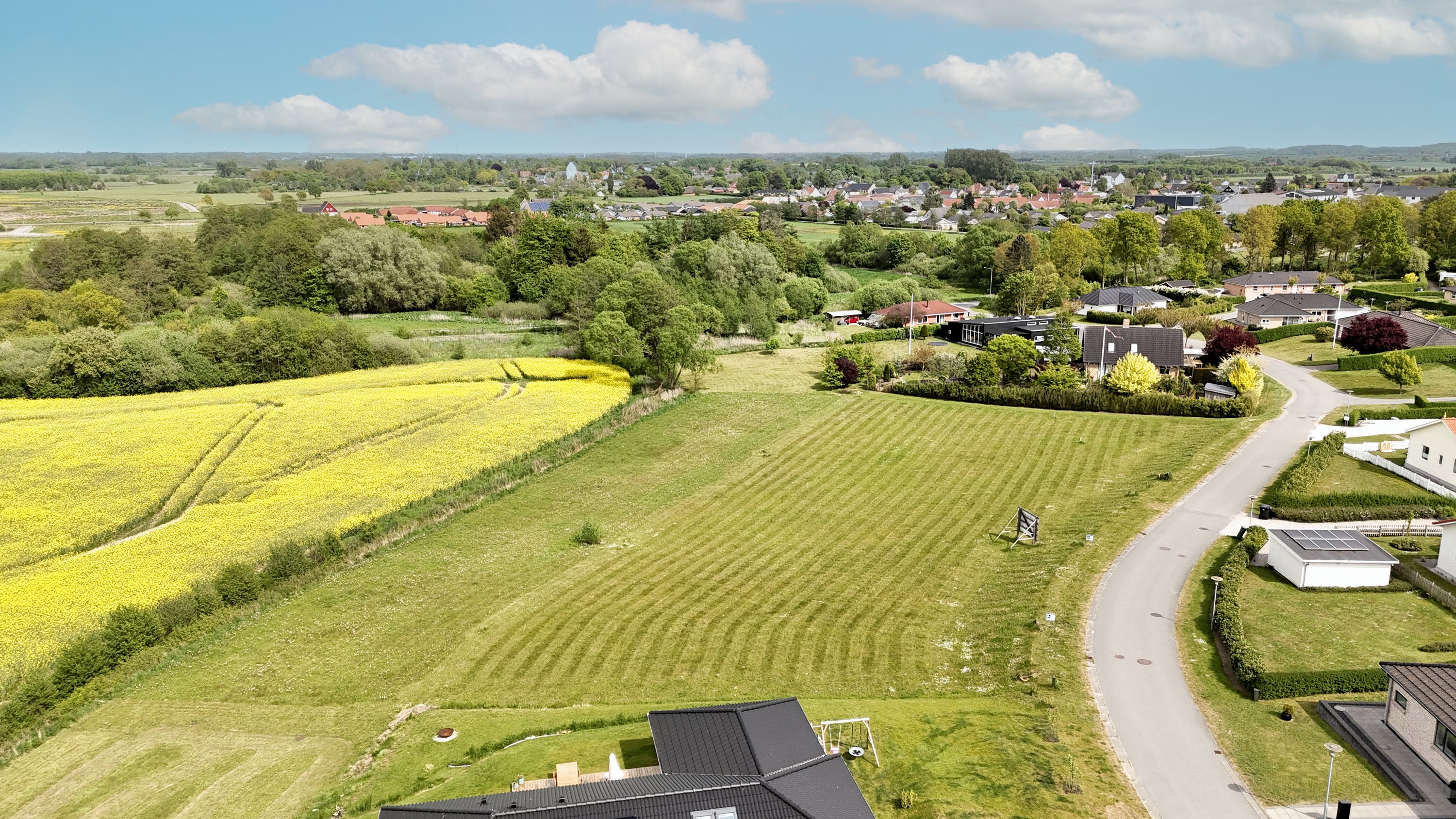 Fremhævet  billede i fuldskærmstilstand. Billede af Møllegårdsvænget 32, Nr Broby, 5672 Broby